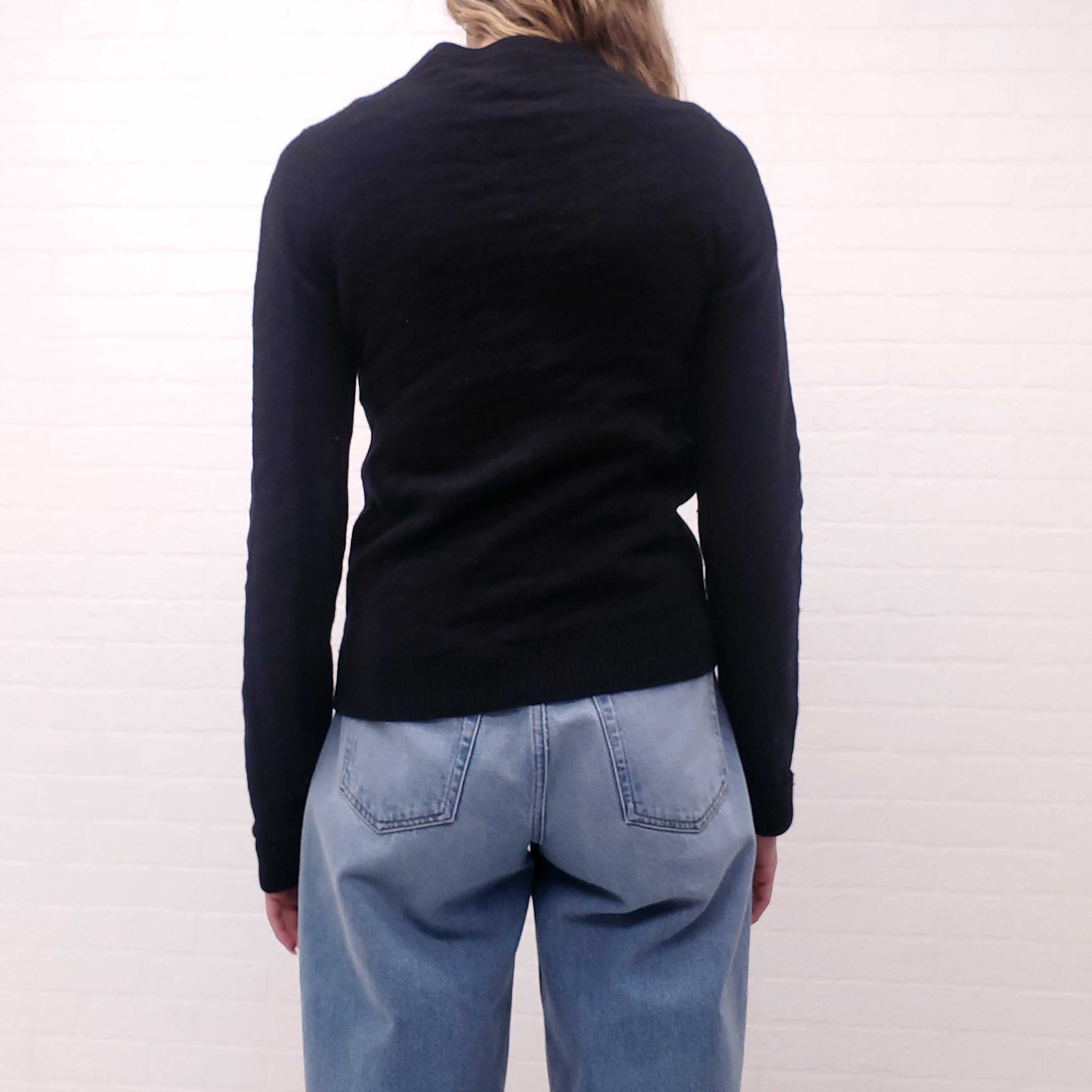 HERMÈS BLACK PATTERNED SWEATER - SIZE 36