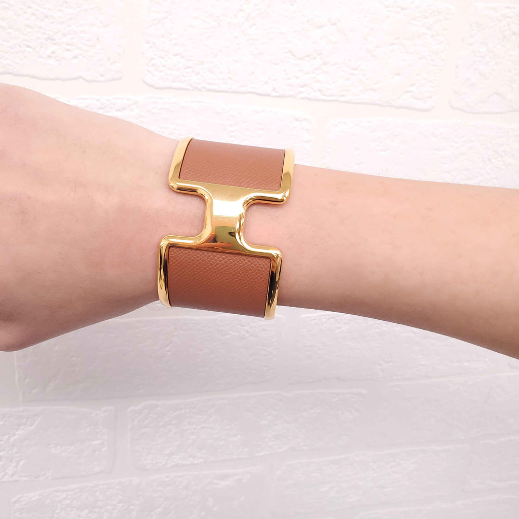 HERMÈS LEATHER 'OLYMPE' CUFF BRACELET