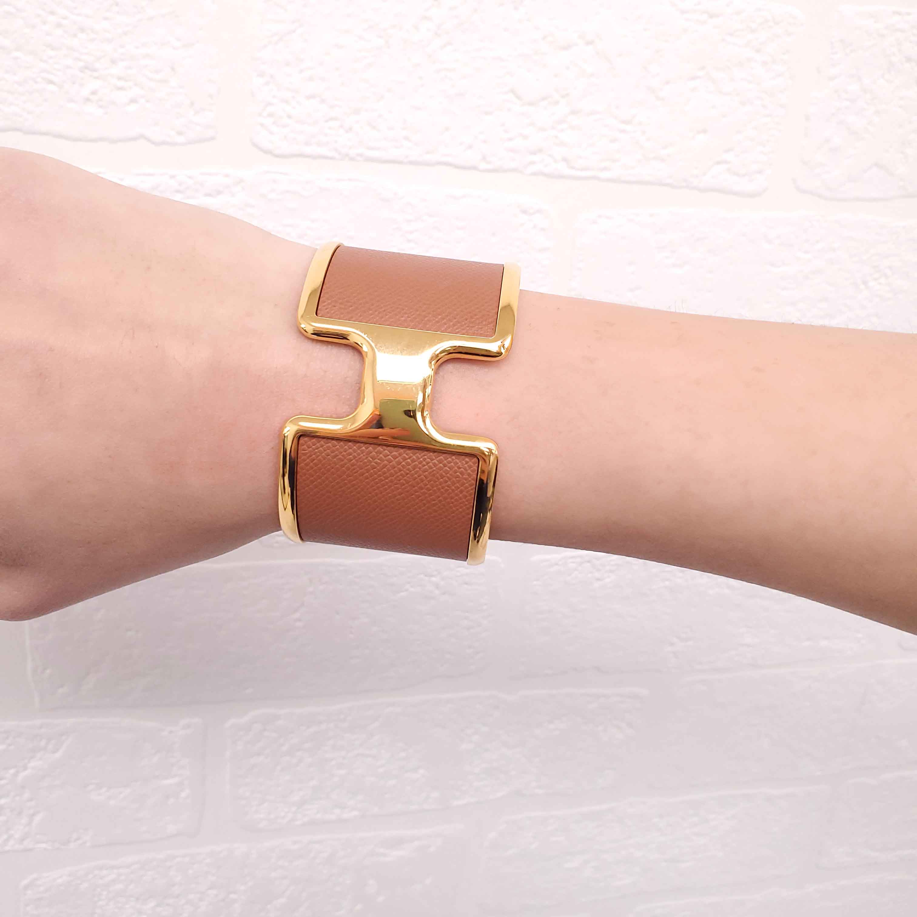 HERMÈS LEATHER 'OLYMPE' CUFF BRACELET