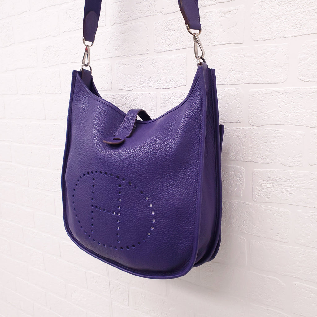 HERMÈS PURPLE IRIS CLEMENCE LEATHER EVELYNE III PM BAG