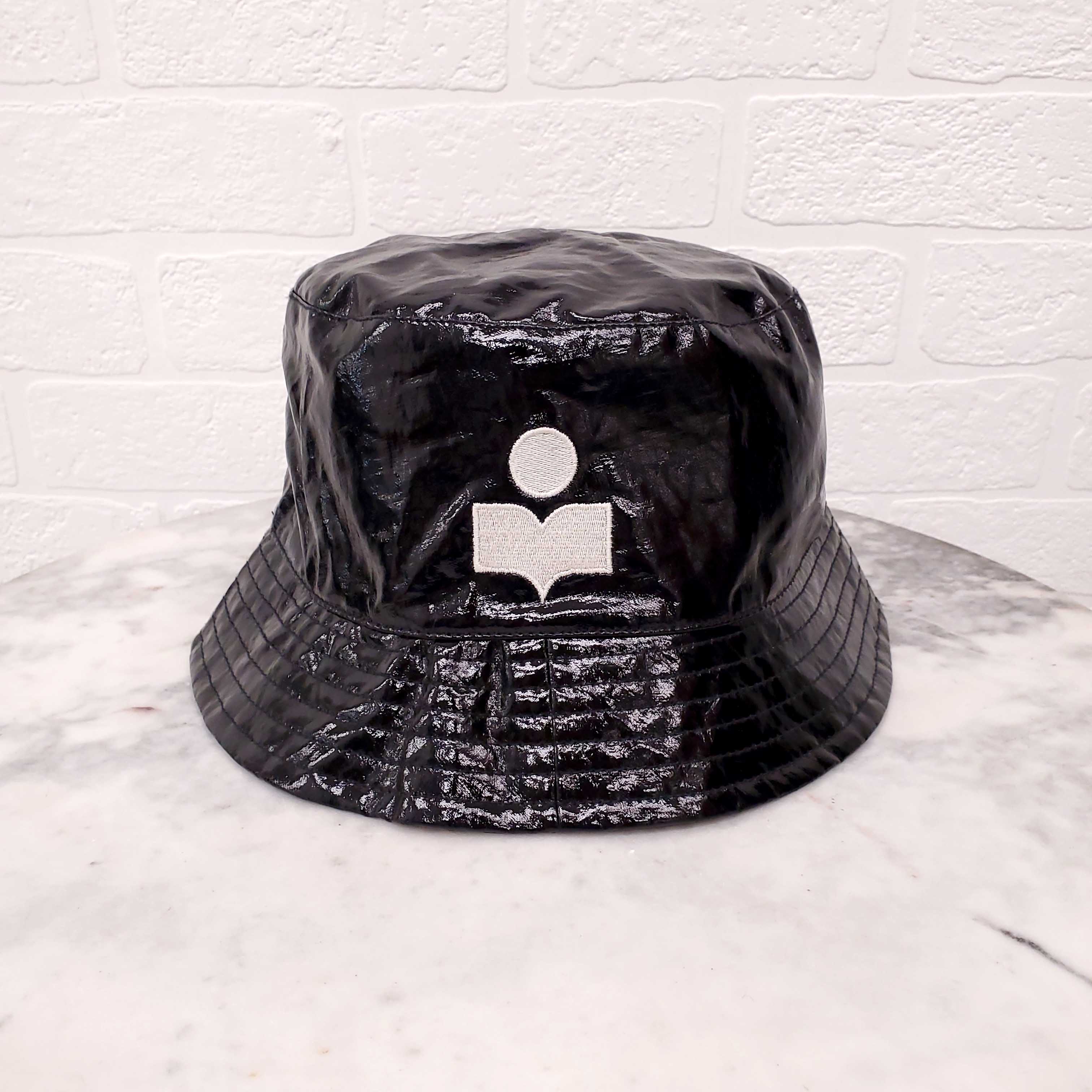 ISABEL MARANT BLACK PATENT LOGO BUCKET HAT - SIZE 58