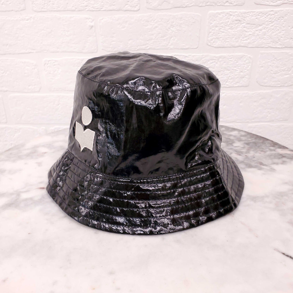 ISABEL MARANT BLACK PATENT LOGO BUCKET HAT - SIZE 58