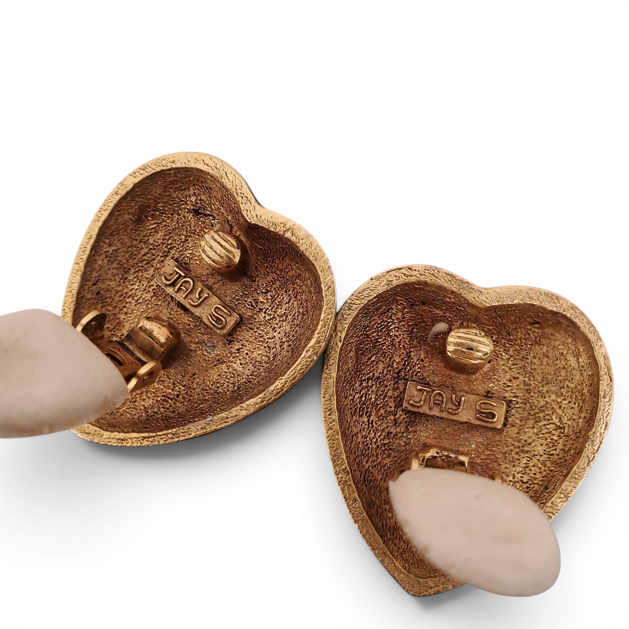 JAY S HUGH VINTAGE GREEN HEART CLIP-ON EARRINGS