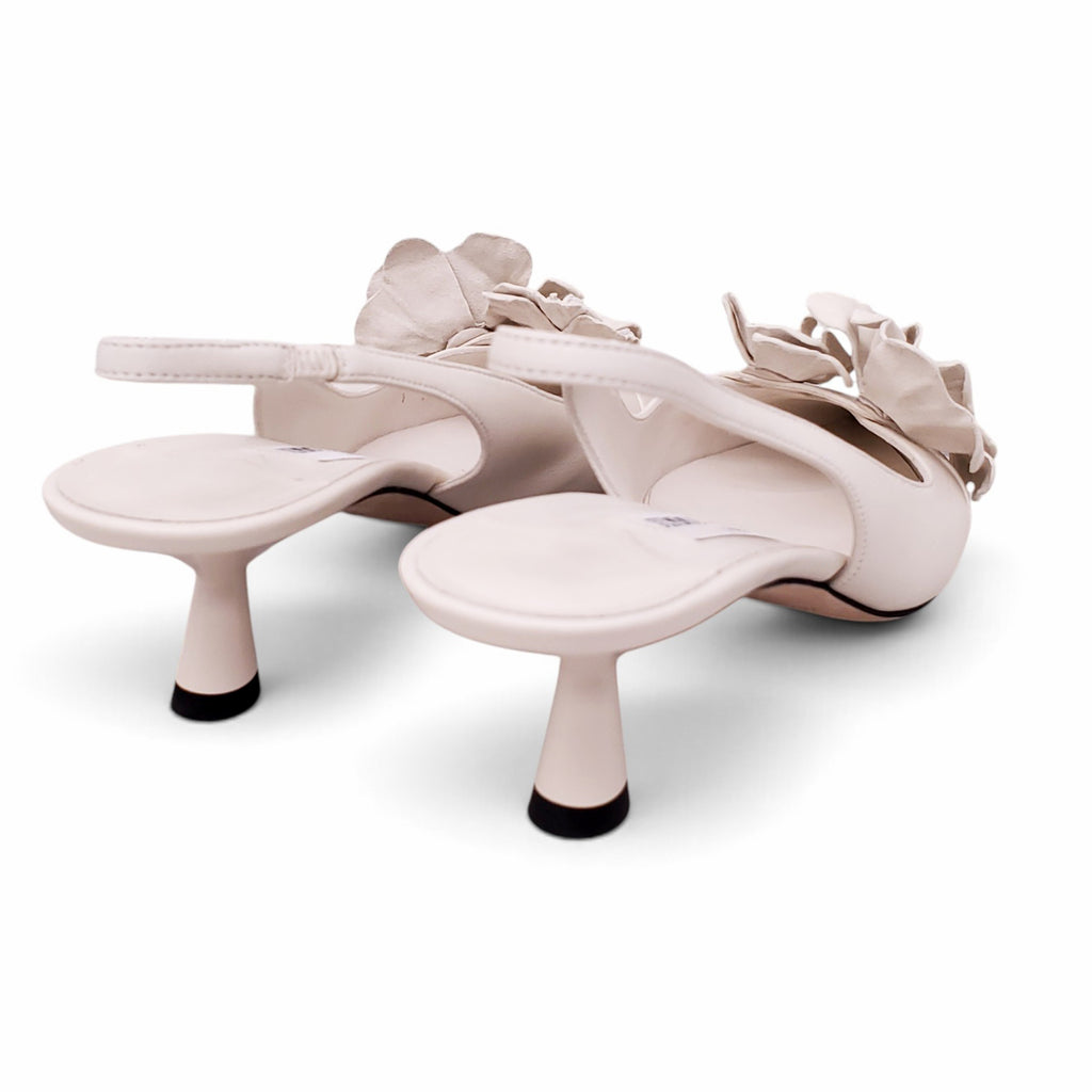 JIMMY CHOO WHITE HEELS WITH FLORAL ROSETTE DETAIL - SIZE 38