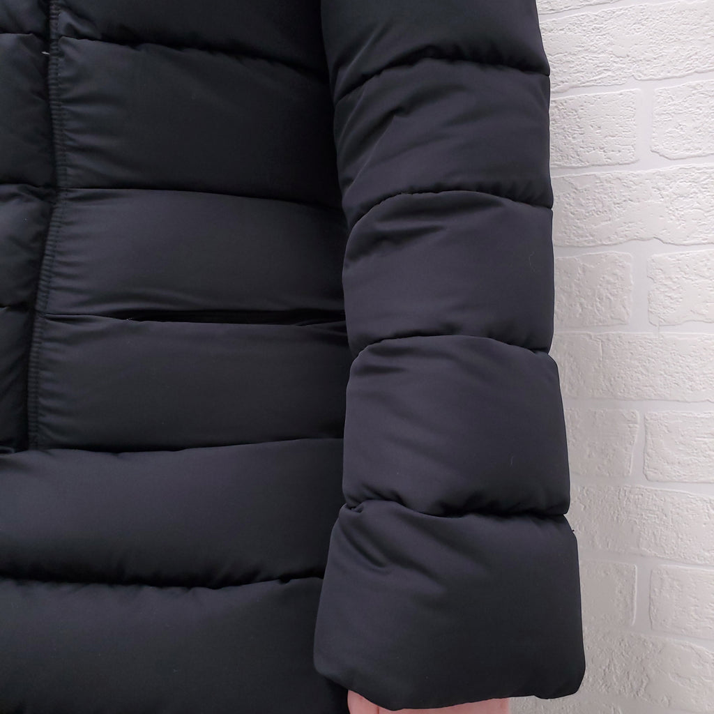 JUNYA WATANABE X COMME DES GARÇONS BLACK PUFFER JACKET - SIZE S