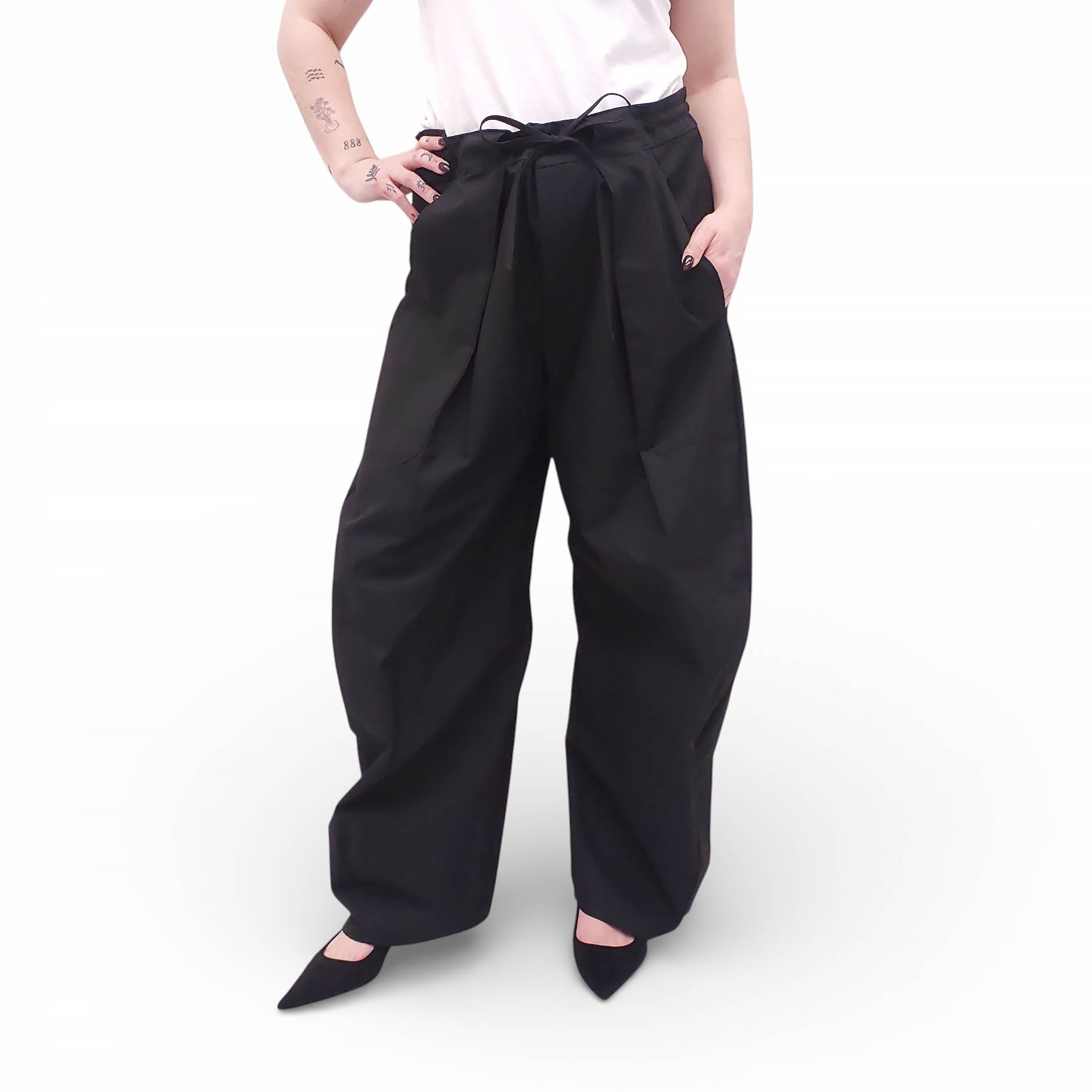 KALLMEYER BLACK COTTON BARREL LEG DRAWSTRING TROUSERS - SIZE 10