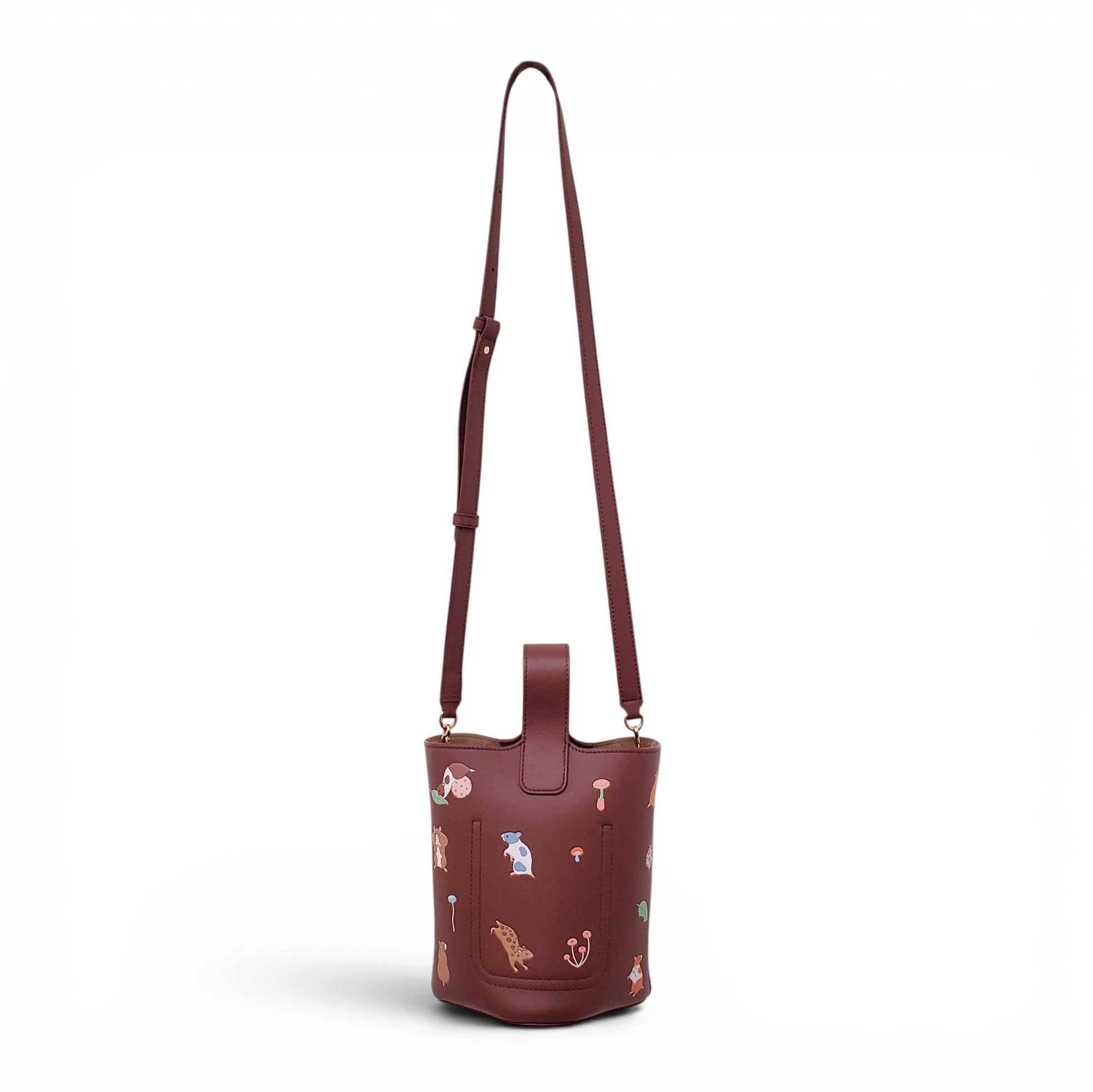 LOEWE x SUNA FUJITA PEBBLE HAMSTER MINI BUCKET BAG – Rewind Couture