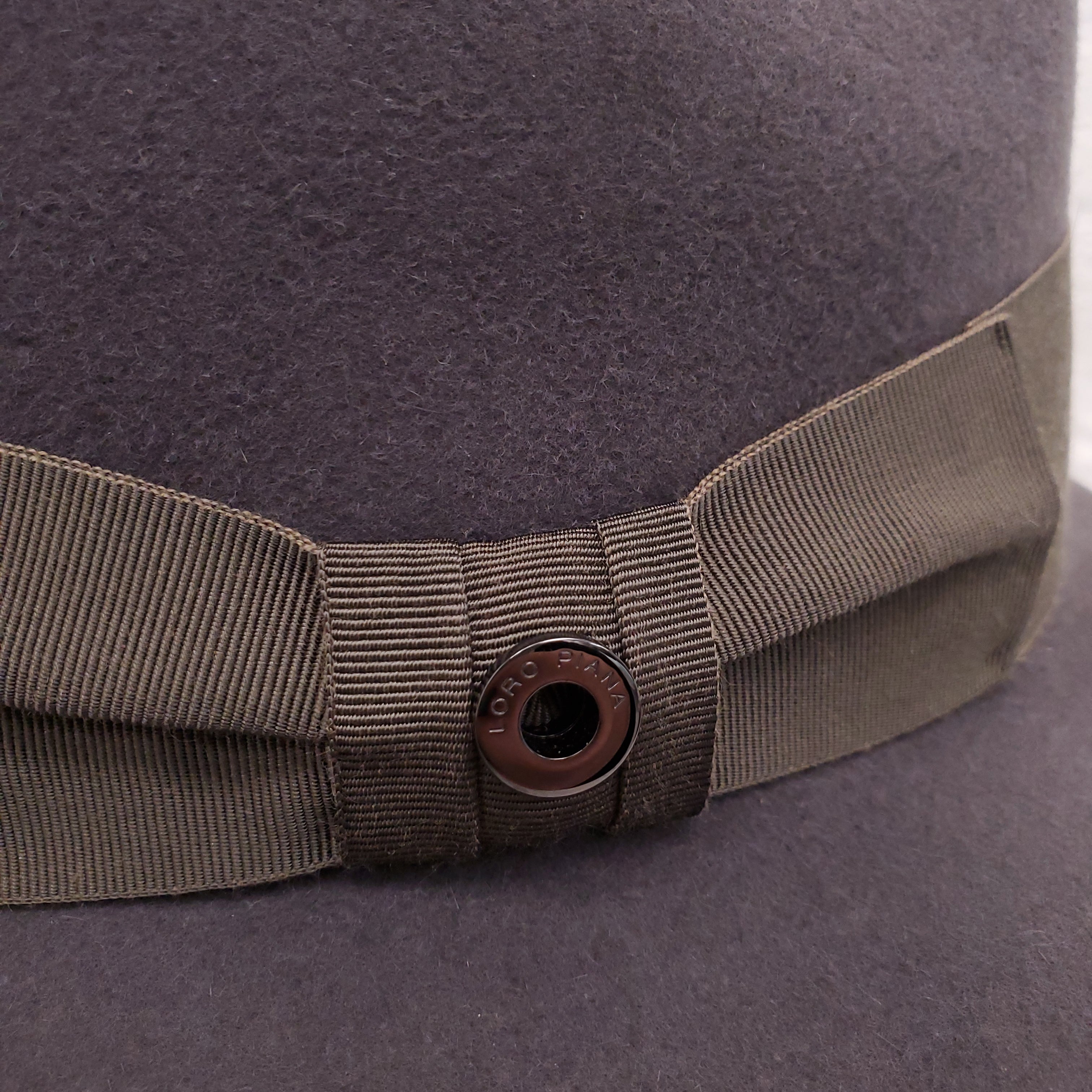 LORO PIANA BROWN CASHMERE HAT - SIZE S