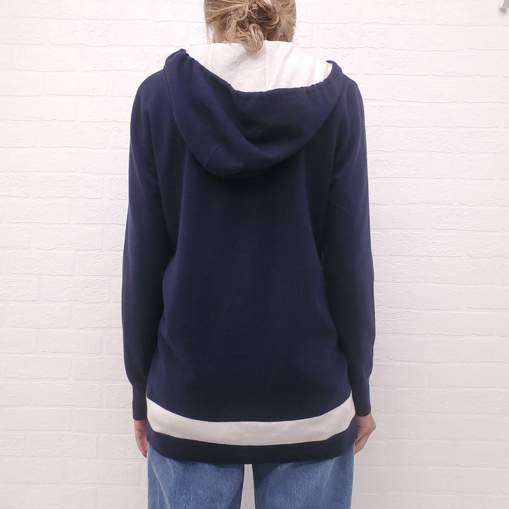 LORO PIANA NAVY CASHMERE SWEATER WITH CREAM STRIPE DETAIL - SIZE M