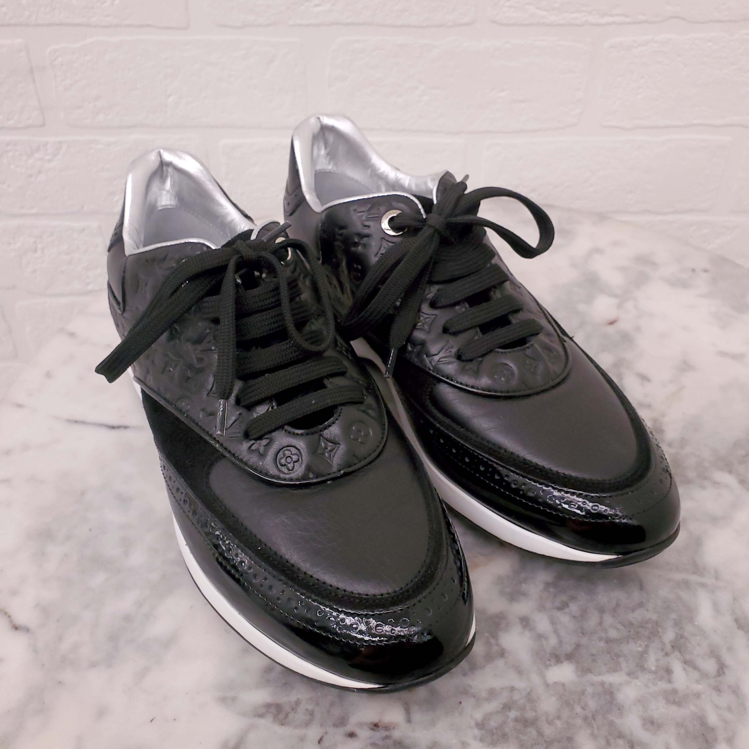 LOUIS VUITTON BLACK LOGO SNEAKERS - SIZE 35.5