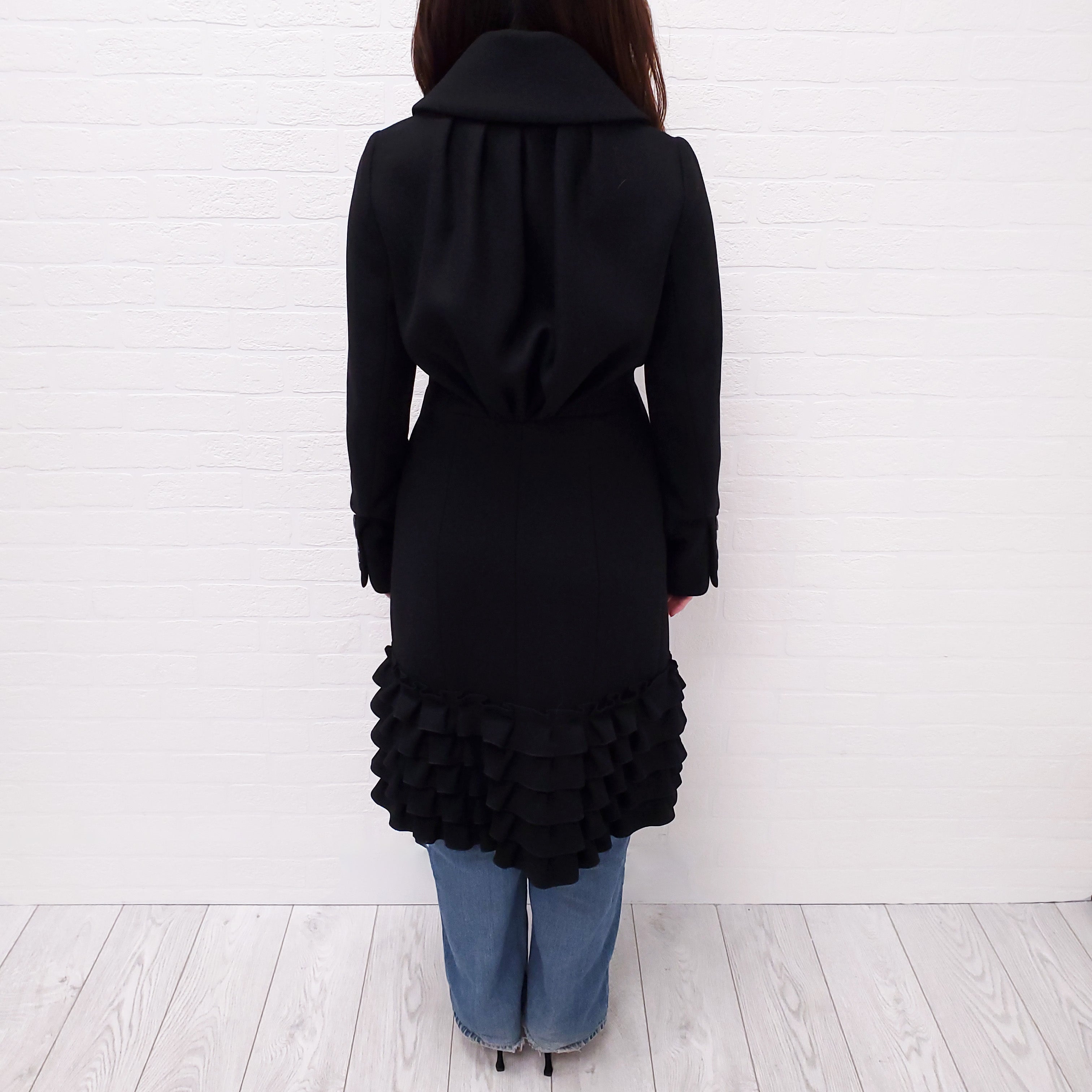 LOUIS VUITTON BLACK WOOL JACKET WITH RUFFLE - SIZE 36