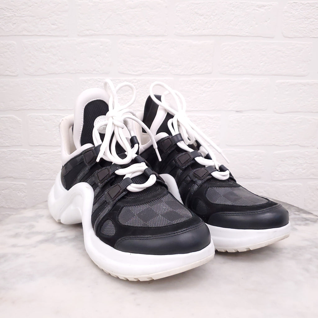 LOUIS VUITTON BLACK 'ARCHLIGHT' DAMIER LOGO SNEAKERS - SIZE 37.5