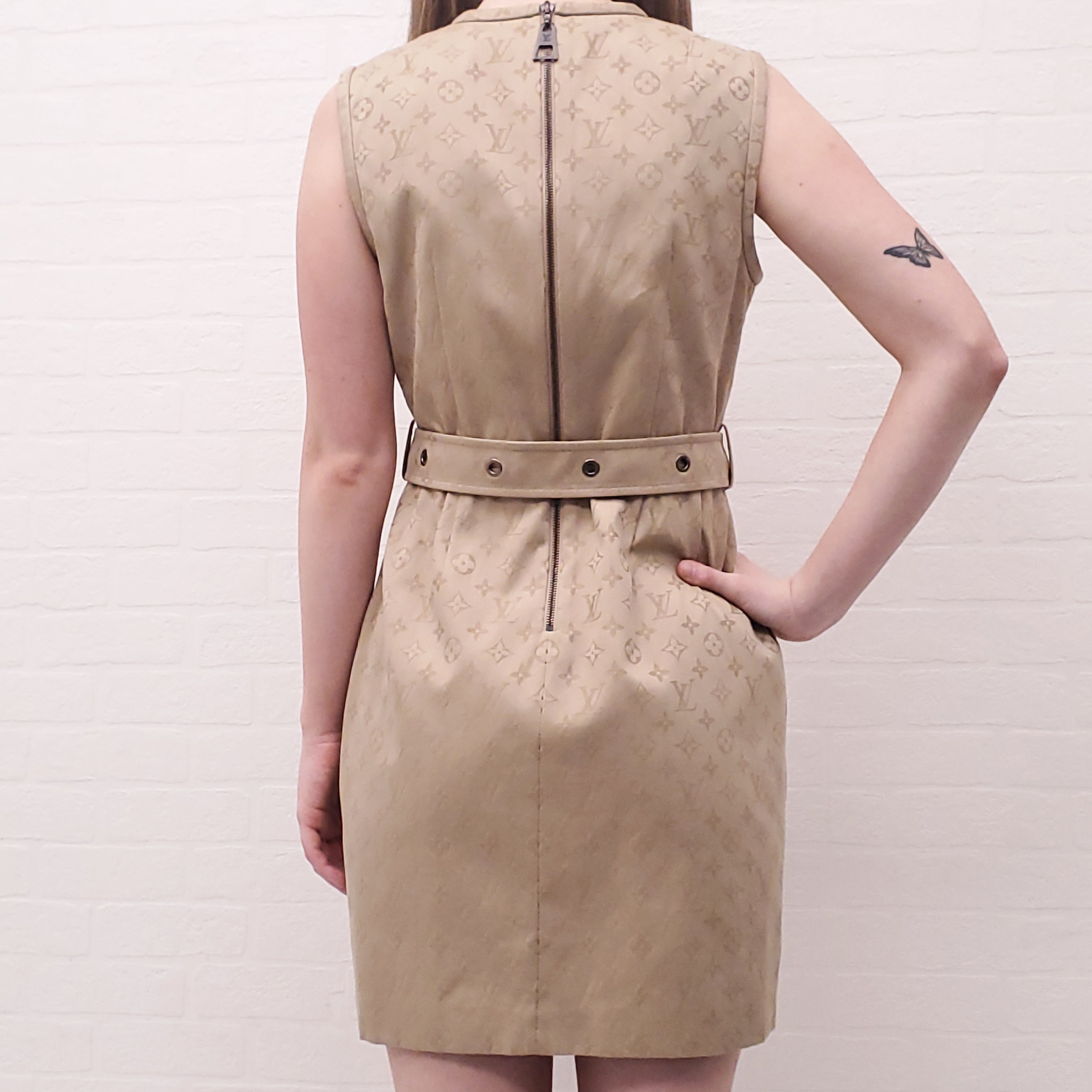 LOUIS VUITTON KHAKI LOGO DRESS WITH BELT - SIZE 40