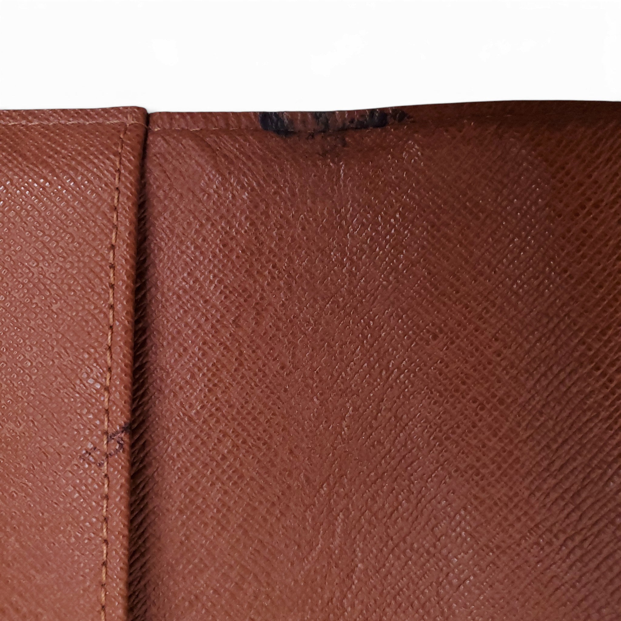 LOUIS VUITTON LARGE DOCUMENT HOLDER