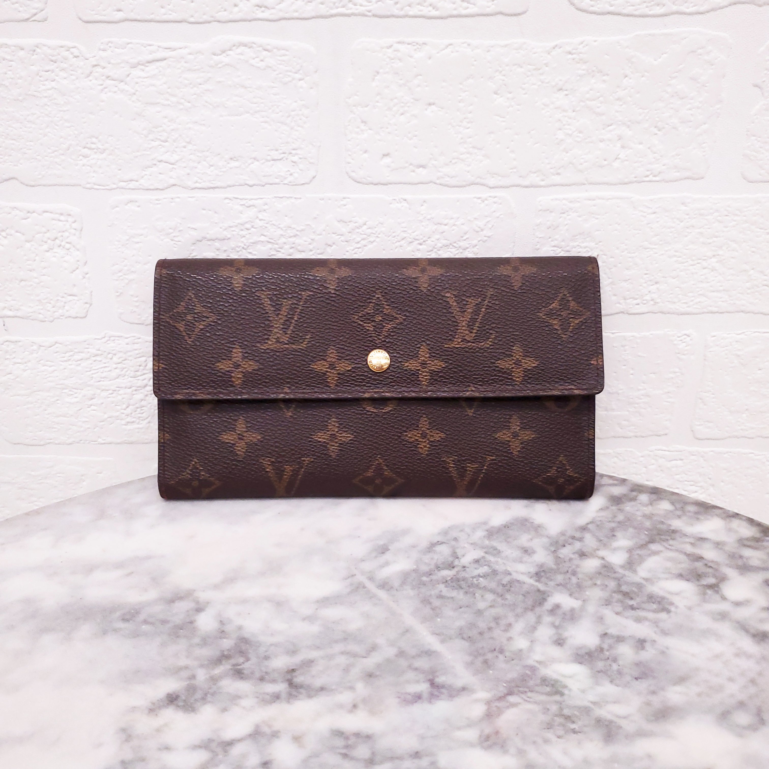 LOUIS VUITTON MONOGRAM ALEXANDRA WALLET