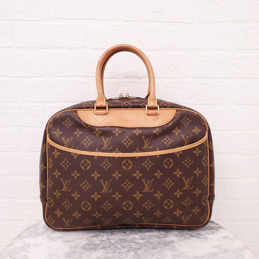 LOUIS VUITTON MONOGRAM DEAUVILLE BAG