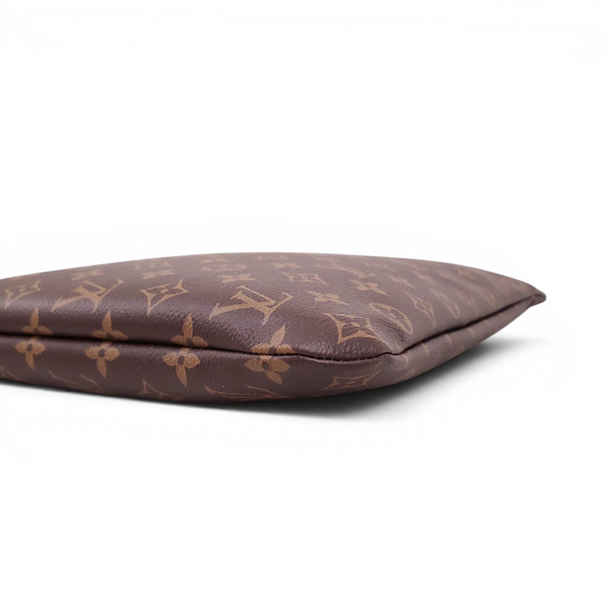 LOUIS VUITTON MONOGRAM DOCUMENT HOLDER CLUTCH