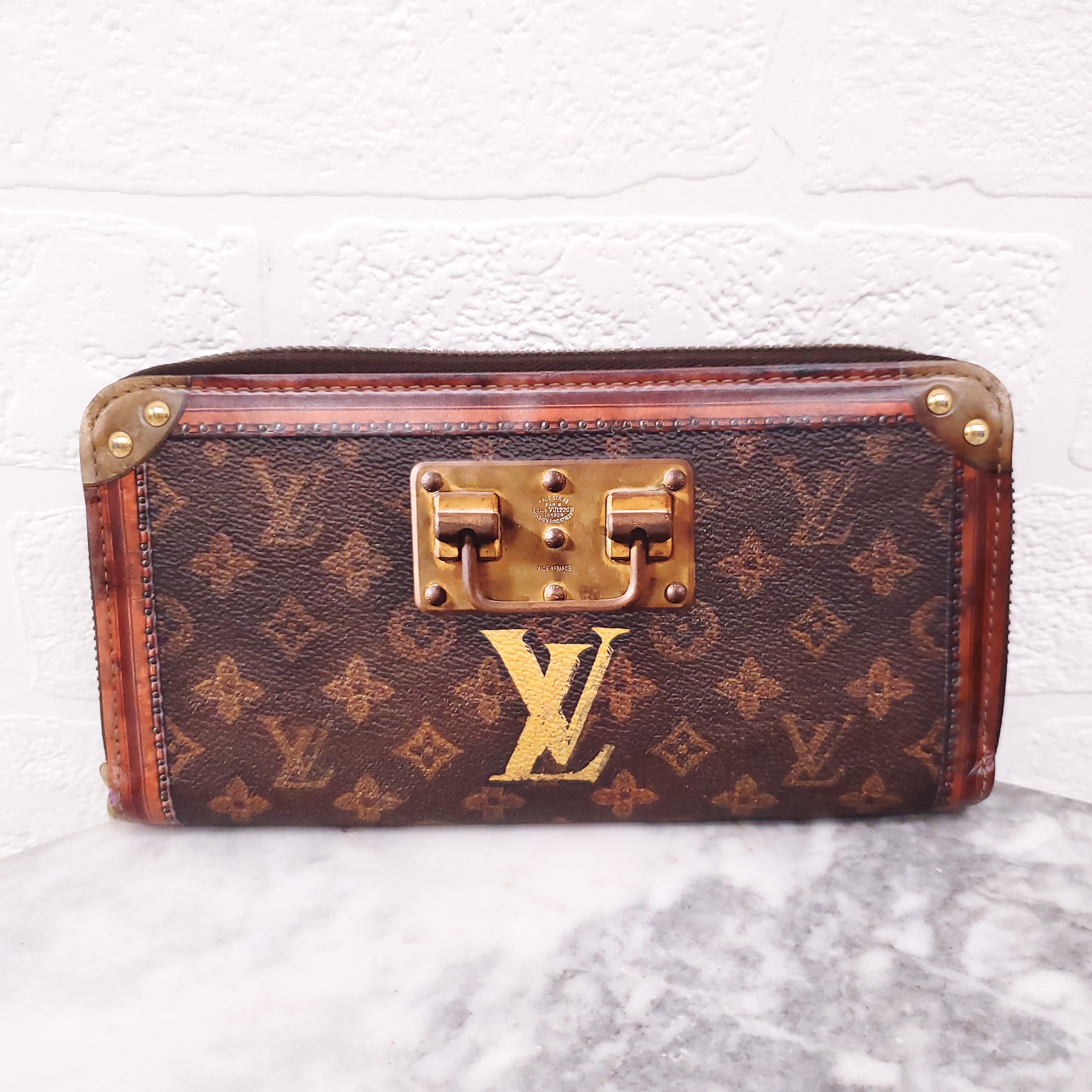 LOUIS VUITTON MONOGRAM TRUNK TIME LONG WALLET