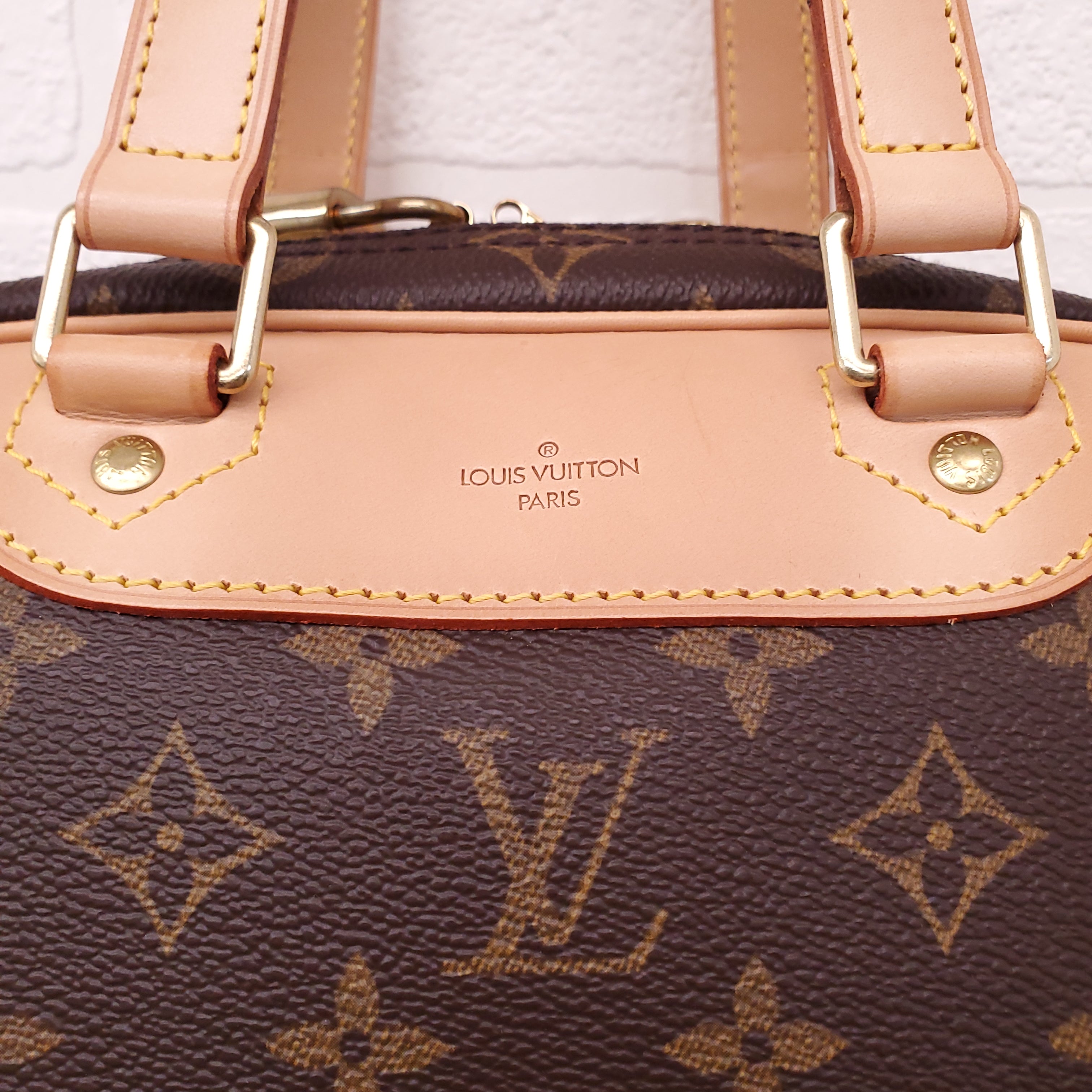LOUIS VUITTON MONOGRAM 'EXCURSION' TOTE