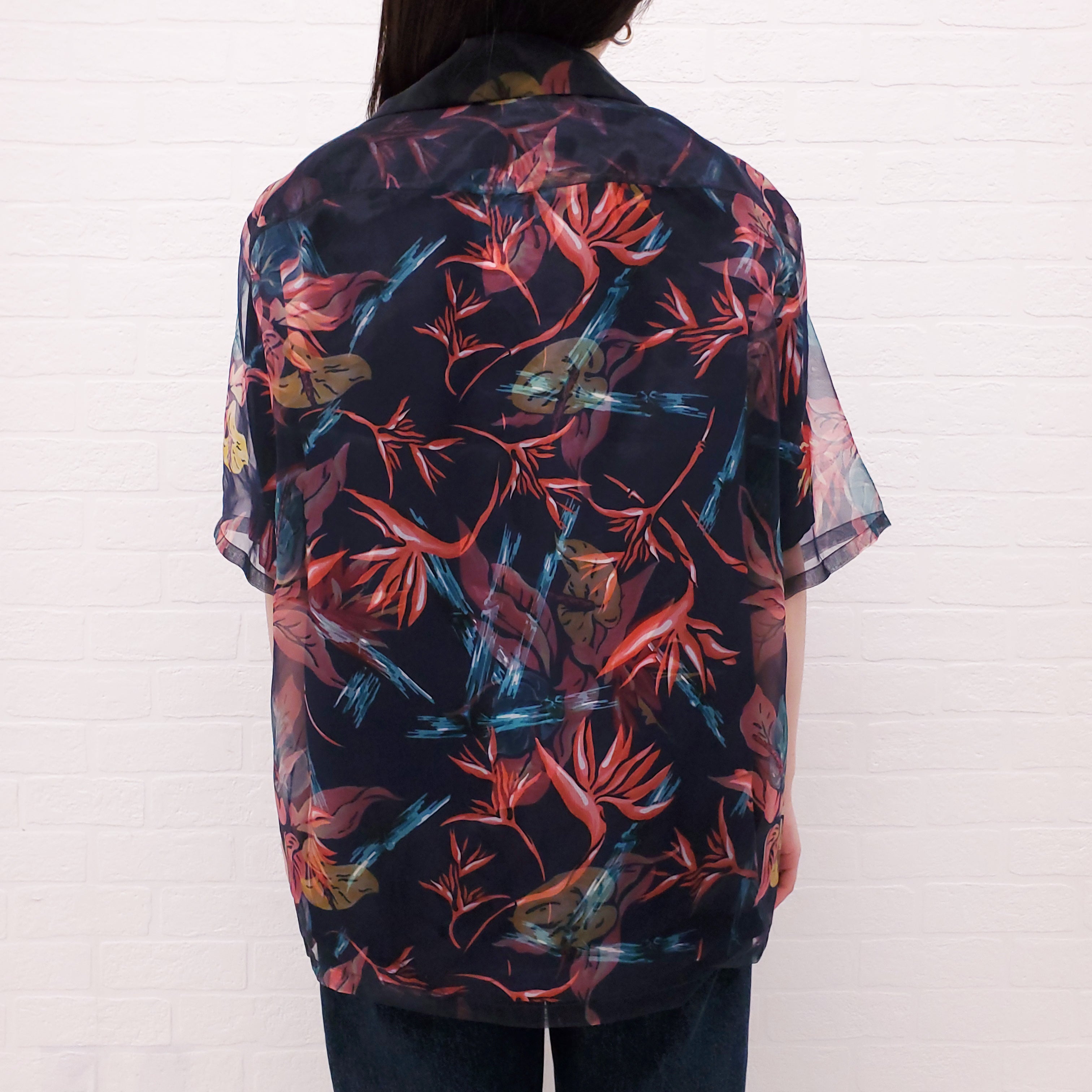 LOUIS VUITTON NAVY FLORAL SHORT SLEEVE BUTTON UP BLOUSE - SIZE M