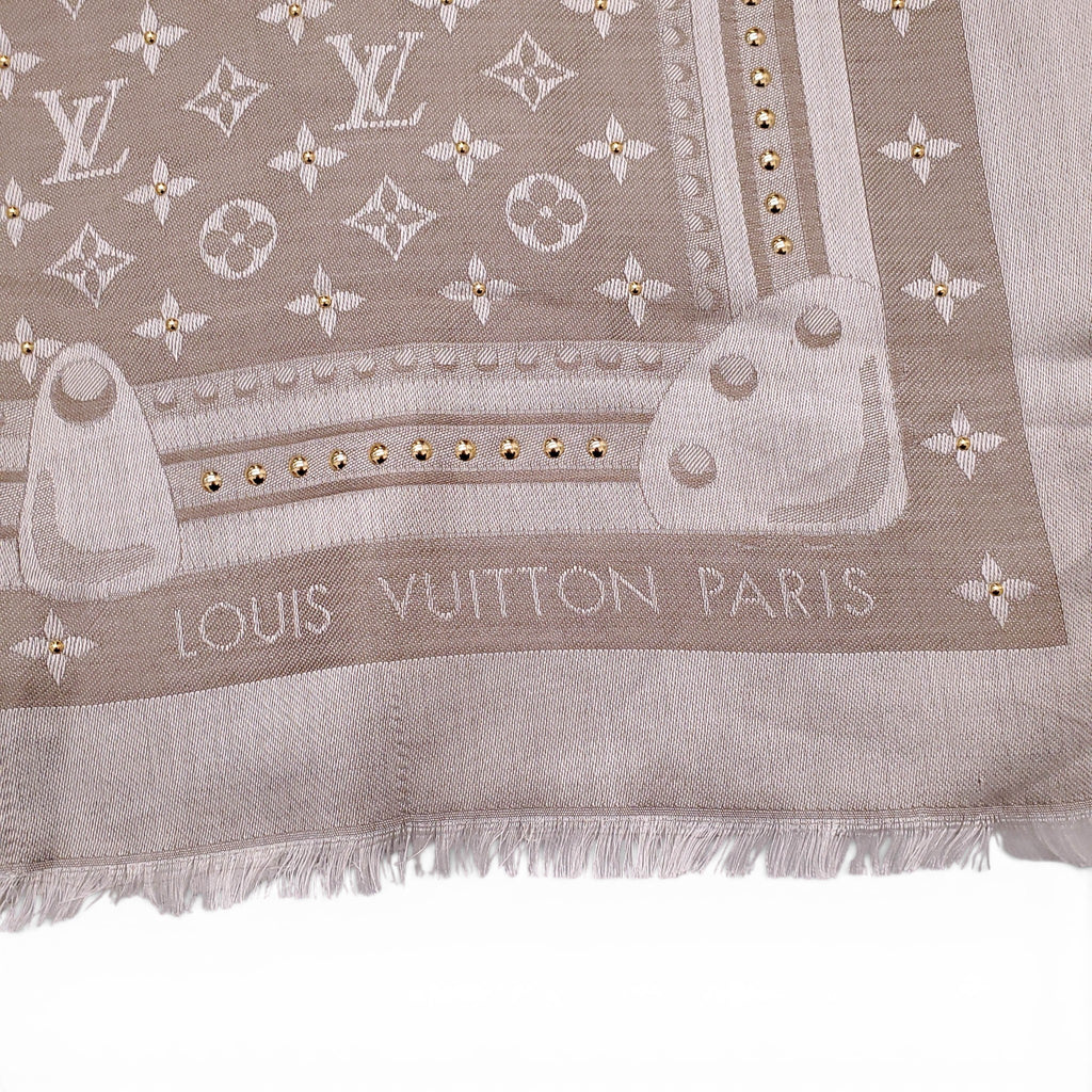 LOUIS VUITTON SHAWL WITH STUDS