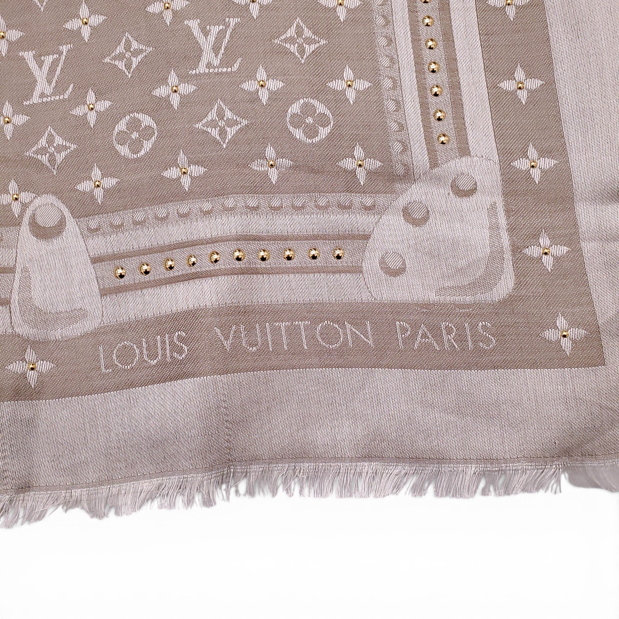 LOUIS VUITTON SHAWL WITH STUDS