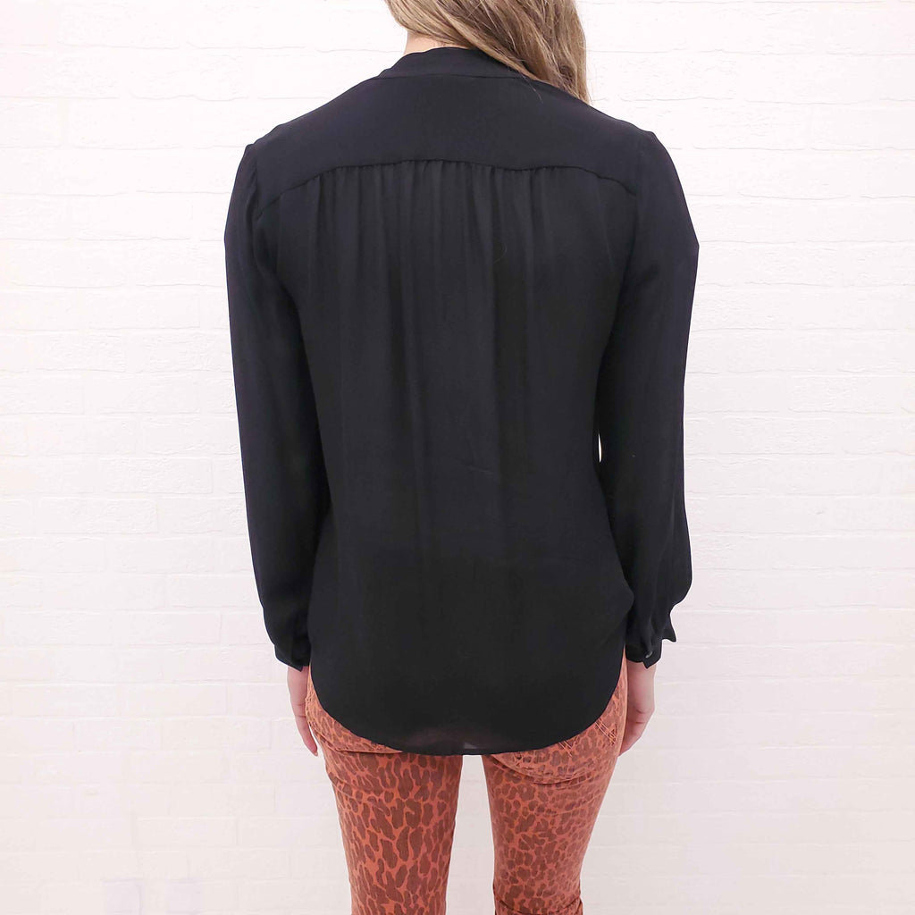 L’AGENCE BLACK SILK BLOUSE - SIZE S