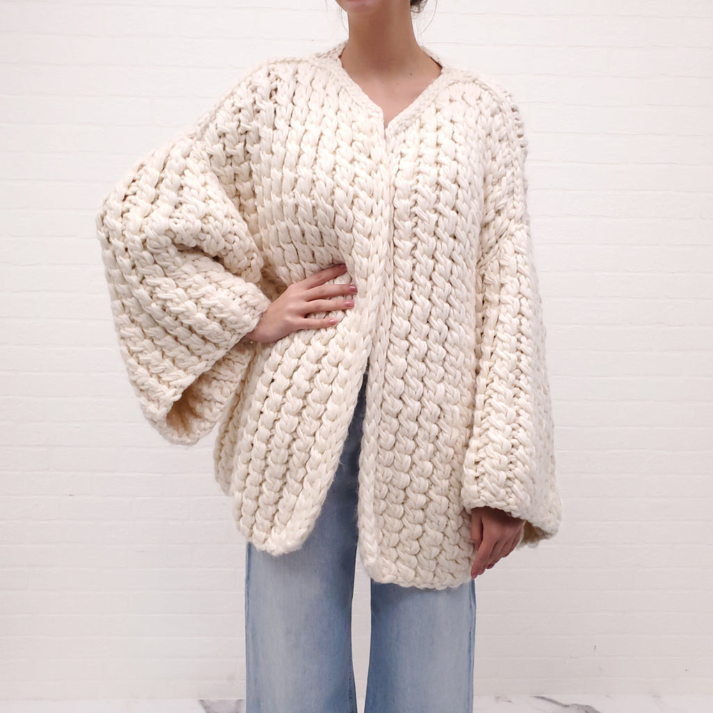 MARIDRUNA HANDMADE CREAM KNIT CARDIGAN - 0/S