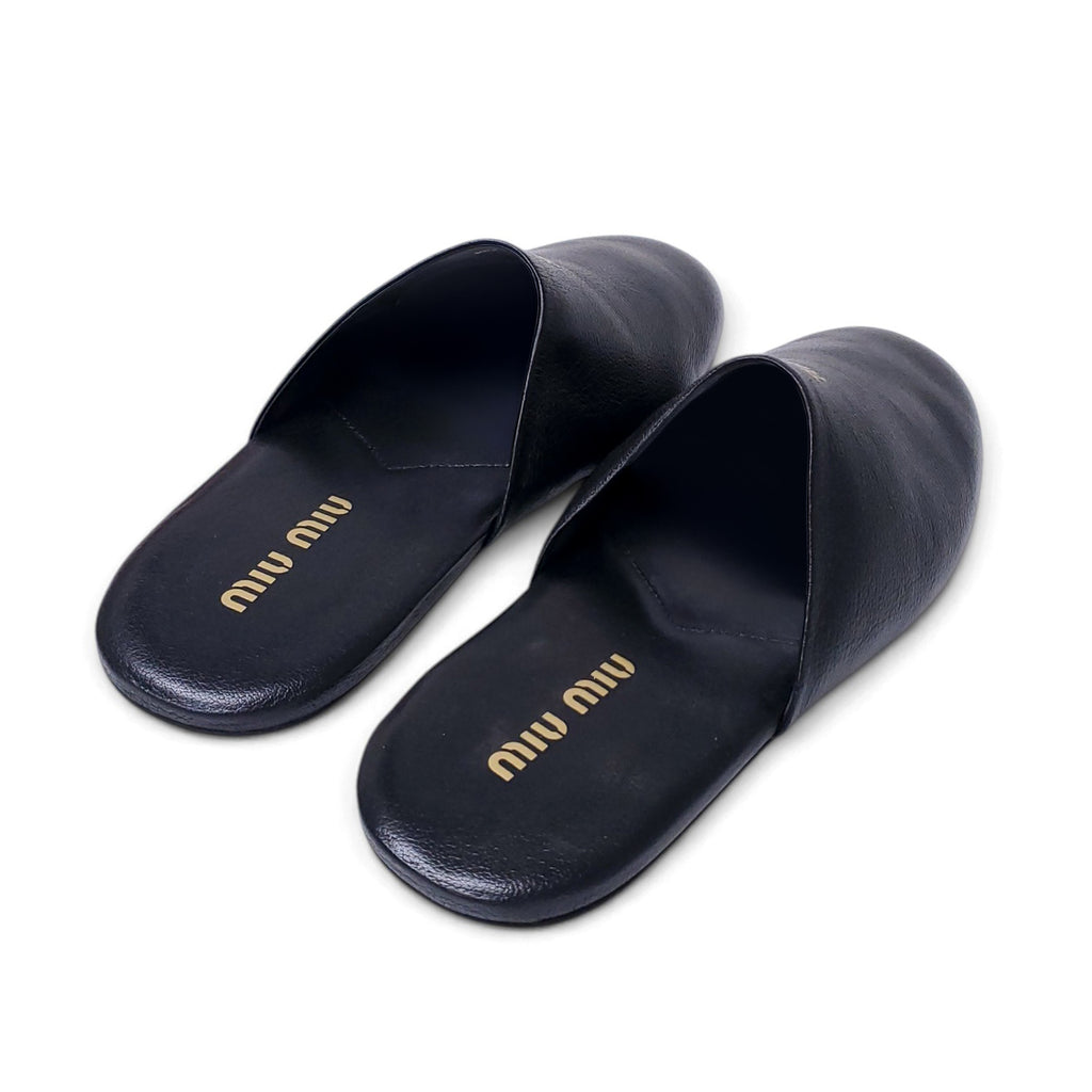 MIU MIU BLACK LEATHER LOGO MULES - SIZE 39