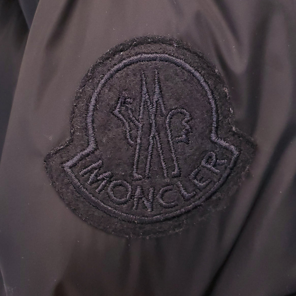 MONCLER BLACK PUFFER JACKET WITH VELVET HOOD DETAIL - SIZE 2