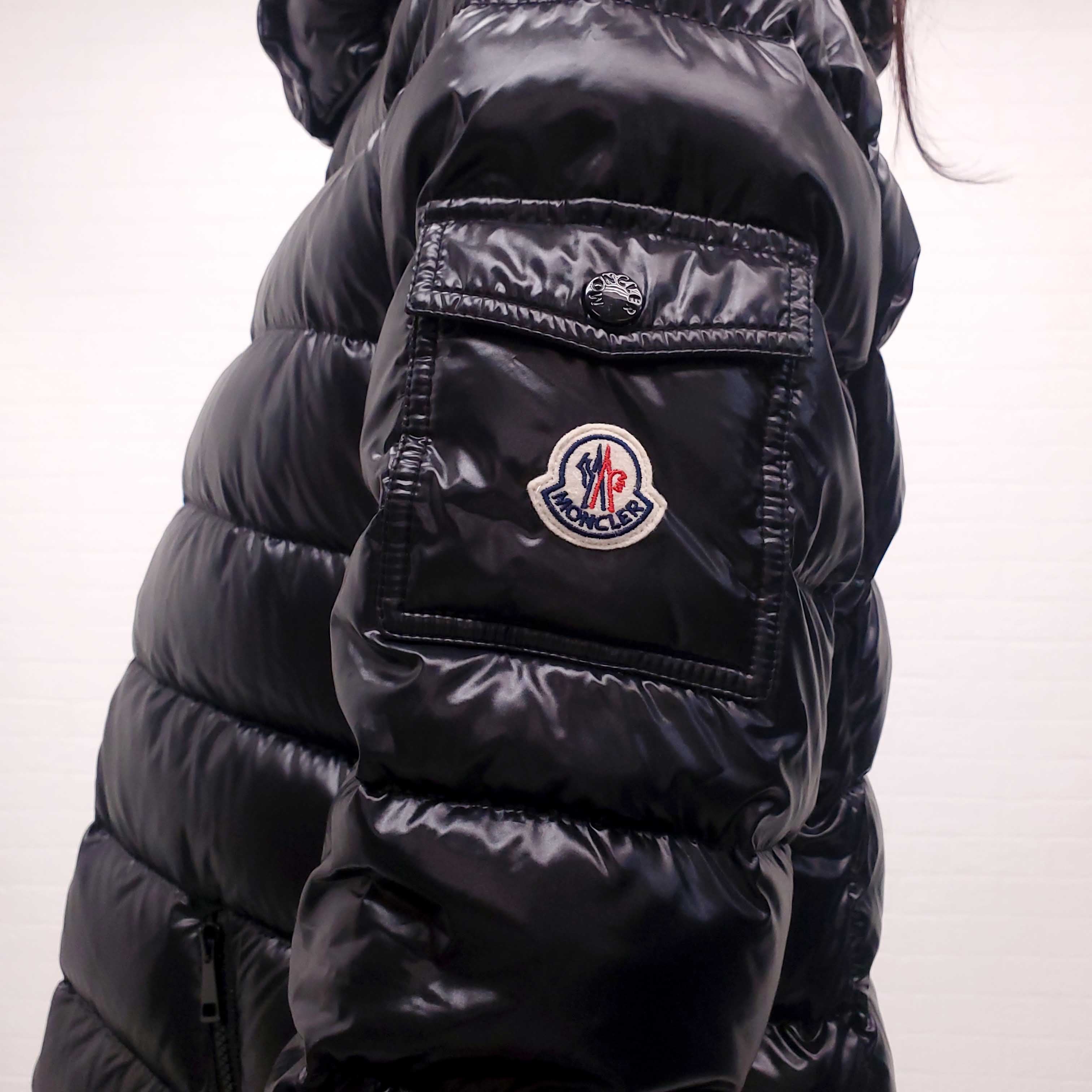 MONCLER MOKA GIUBBOTTO JACKET - SIZE 5