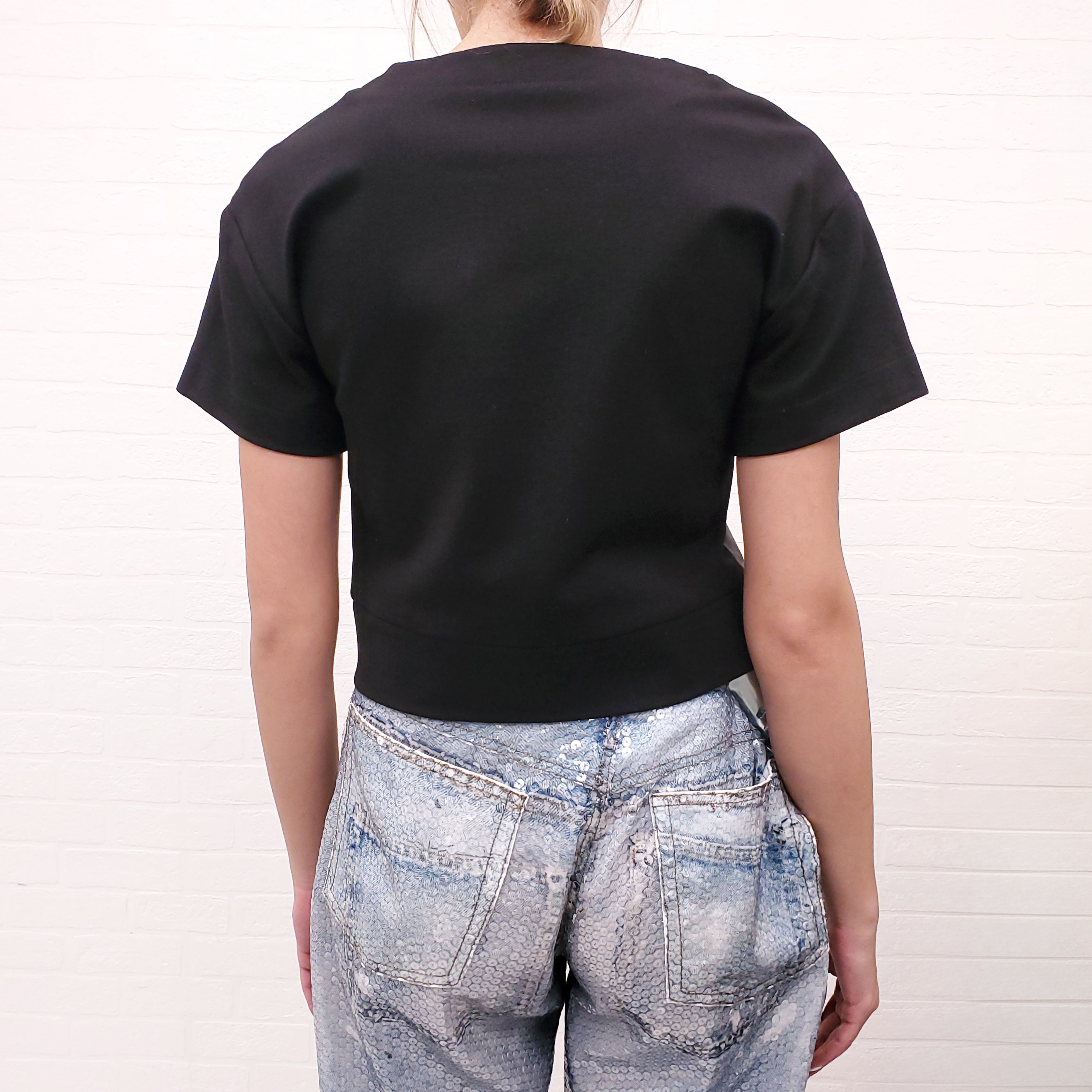 MOSCHINO CROPPED TOP WITH PEARL DETAILS - SIZE 4