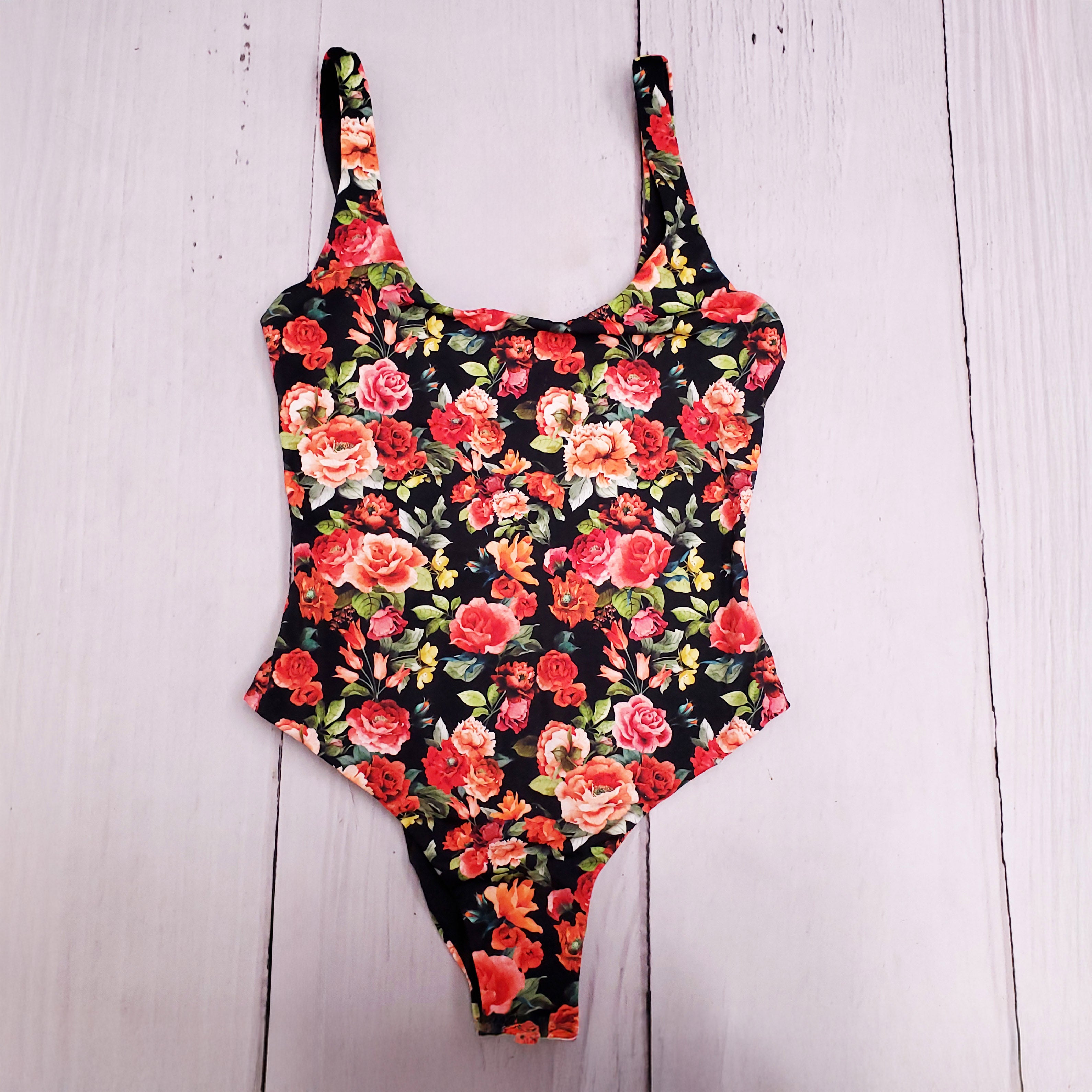 ONIA RED RACHEL EDEN FLORAL BATHING SUIT - SIZE L