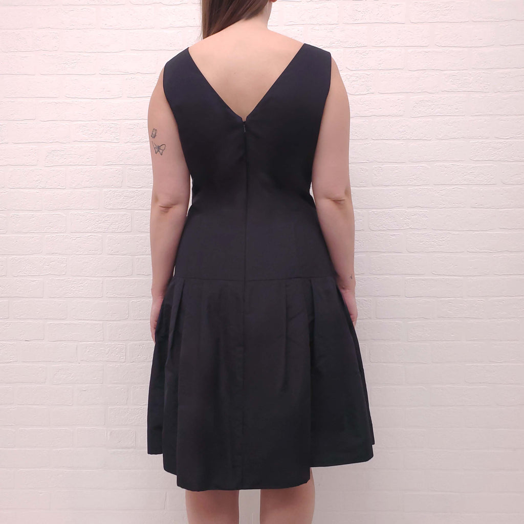 OSCAR DE LA RENTA BLACK DRESS WITH BOW - SIZE 12