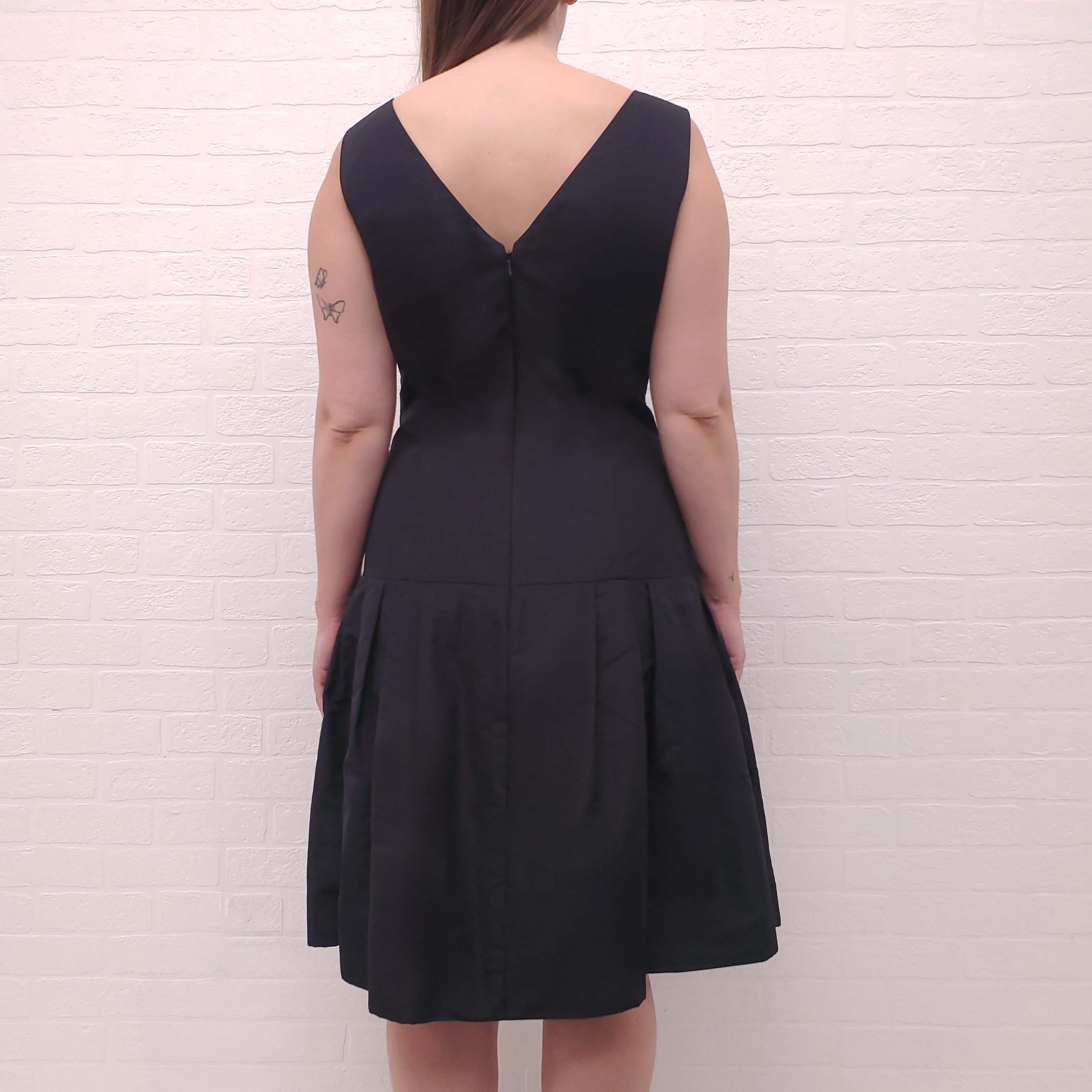 OSCAR DE LA RENTA BLACK DRESS WITH BOW - SIZE 12