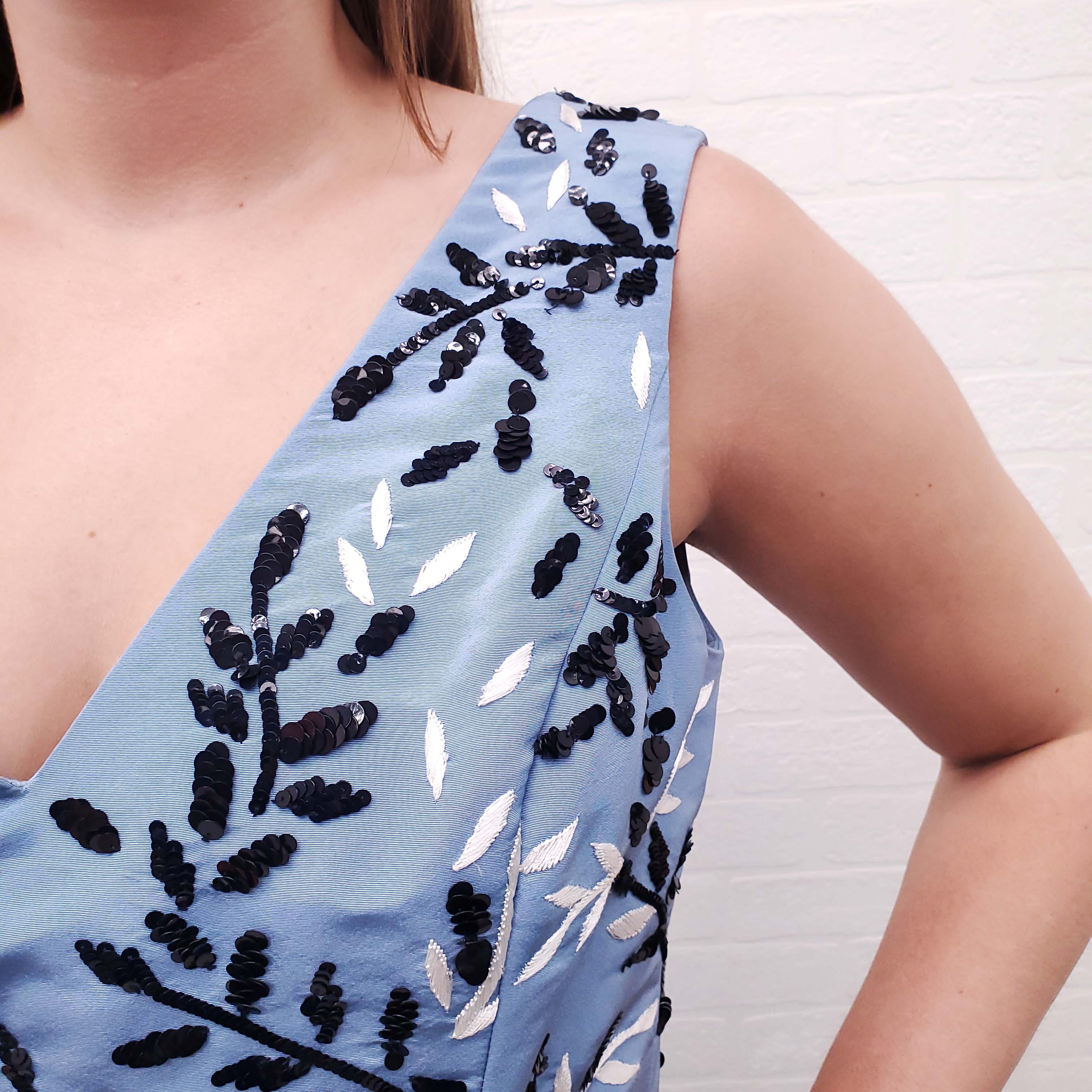 OSCAR DE LA RENTA BLUE SEQUIN EMBROIDERED GOWN - SIZE 12