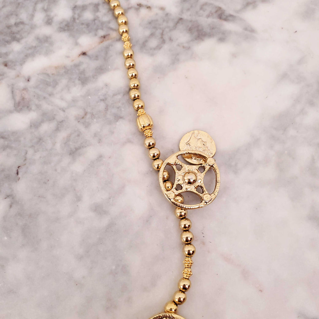 OSCAR DE LA RENTA MEDALLION NECKLACE