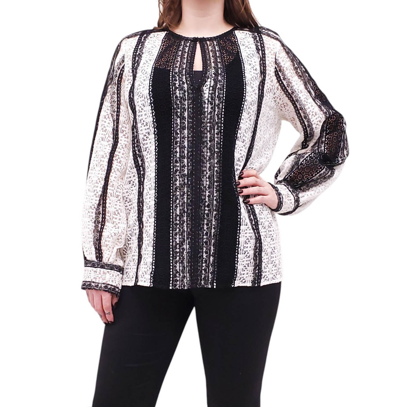 OSCAR DE LA RENTA WHITE AND BLACK LACE BLOUSE - SIZE 14