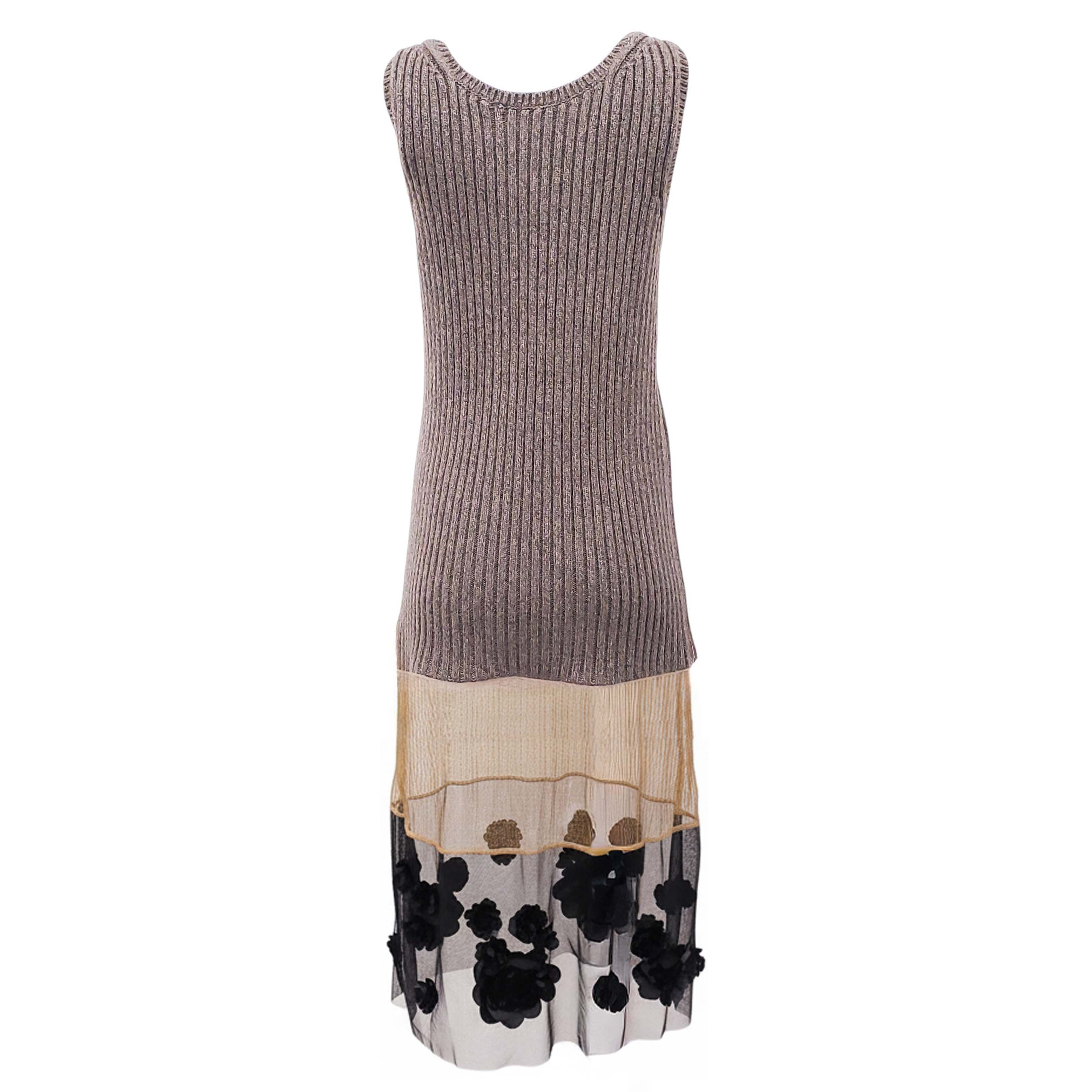 PRADA RUNWAY GREY KNIT DRESS WITH FLORAL SEQUIN DETAIL - SIZE 38