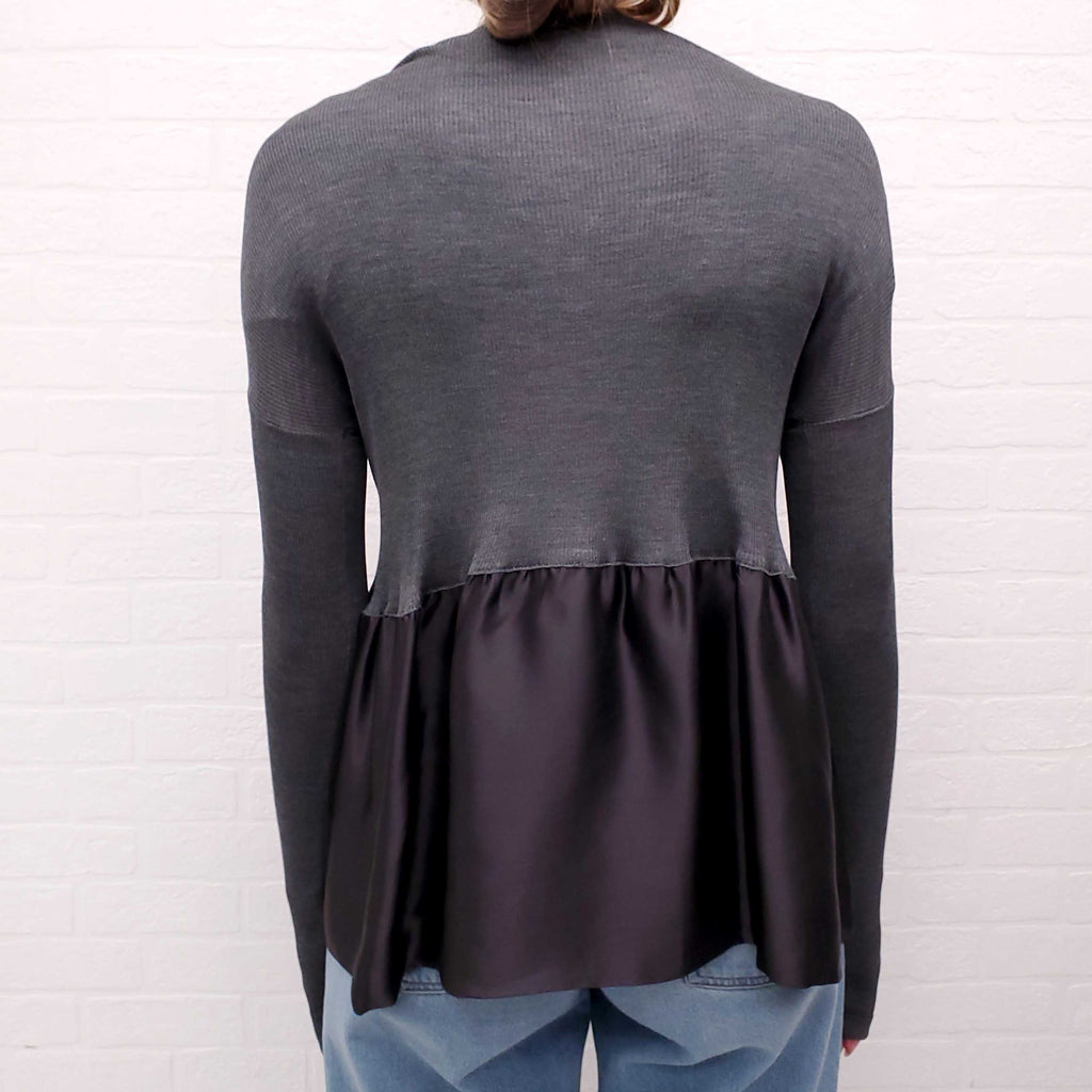 PRADA LIGHT GREY RIBBED SWEATER WITH PEPLUM DETAIL - SIZE 44