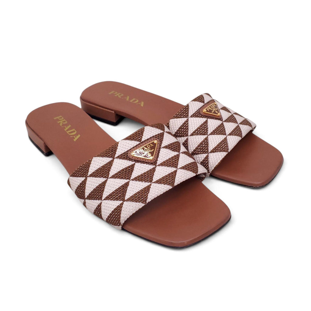 PRADA LOGO SANADALS - SIZE 40