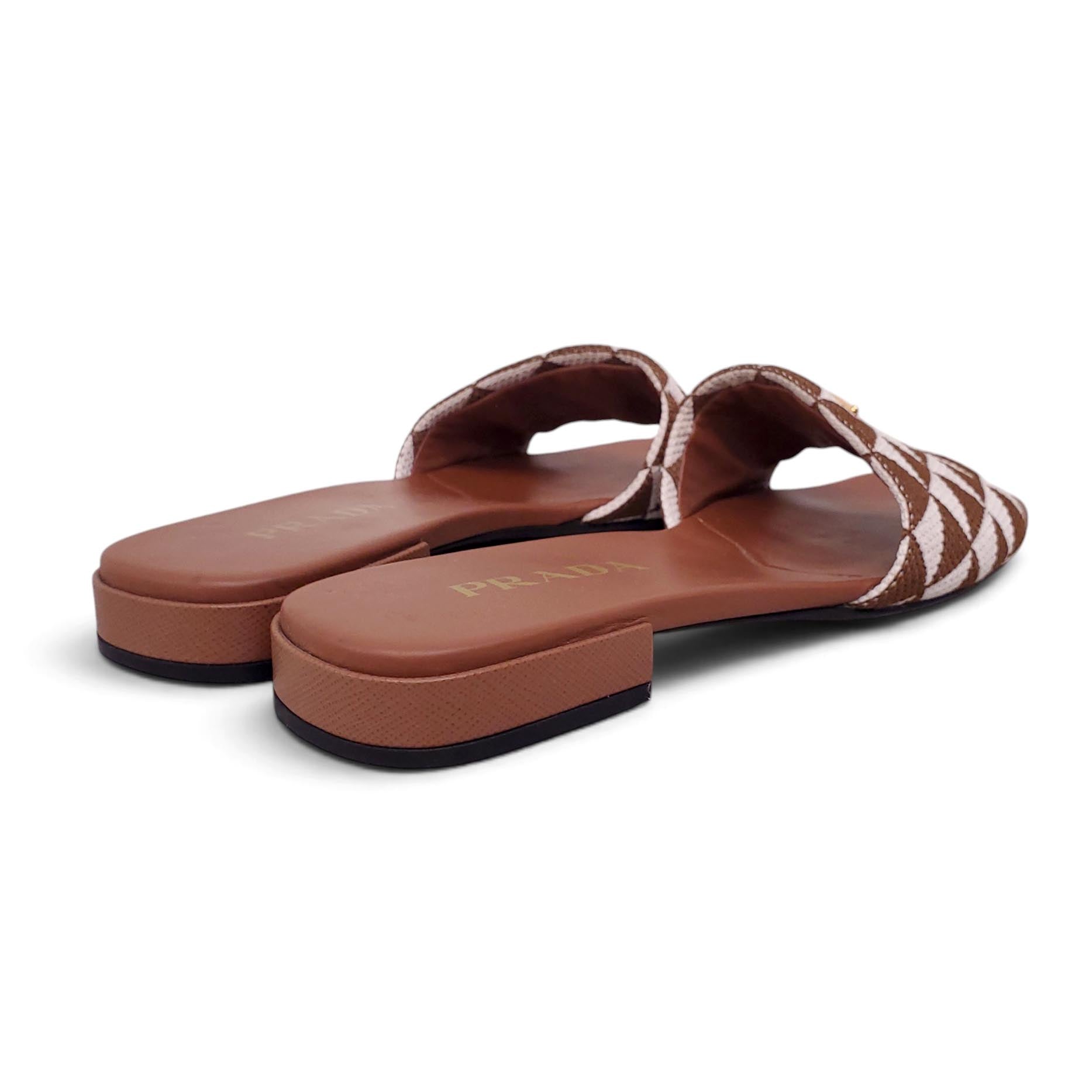 PRADA LOGO SANADALS - SIZE 40
