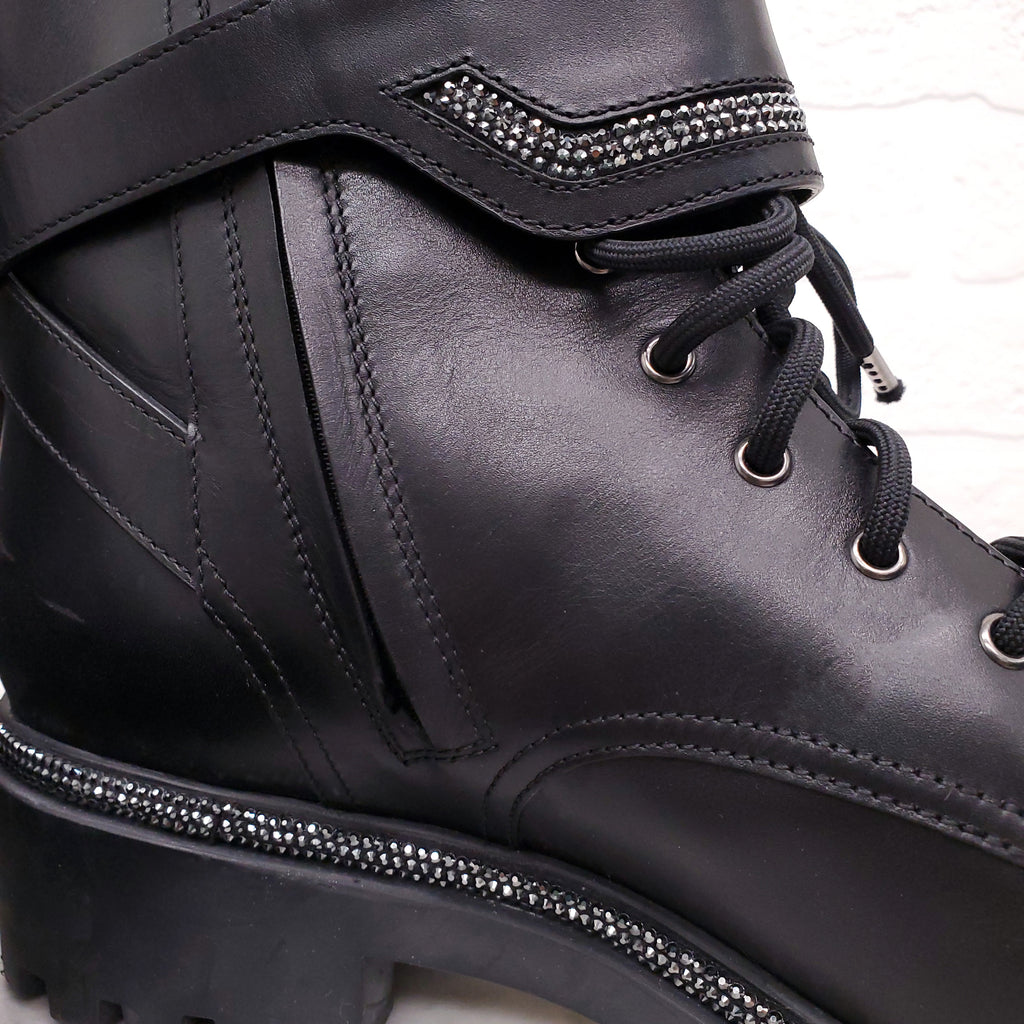 RENE CAOVILLA BLACK LEATHER MOTORCYCLE BOOTS WITH RHINESTONE DETAIL - SIZE 41