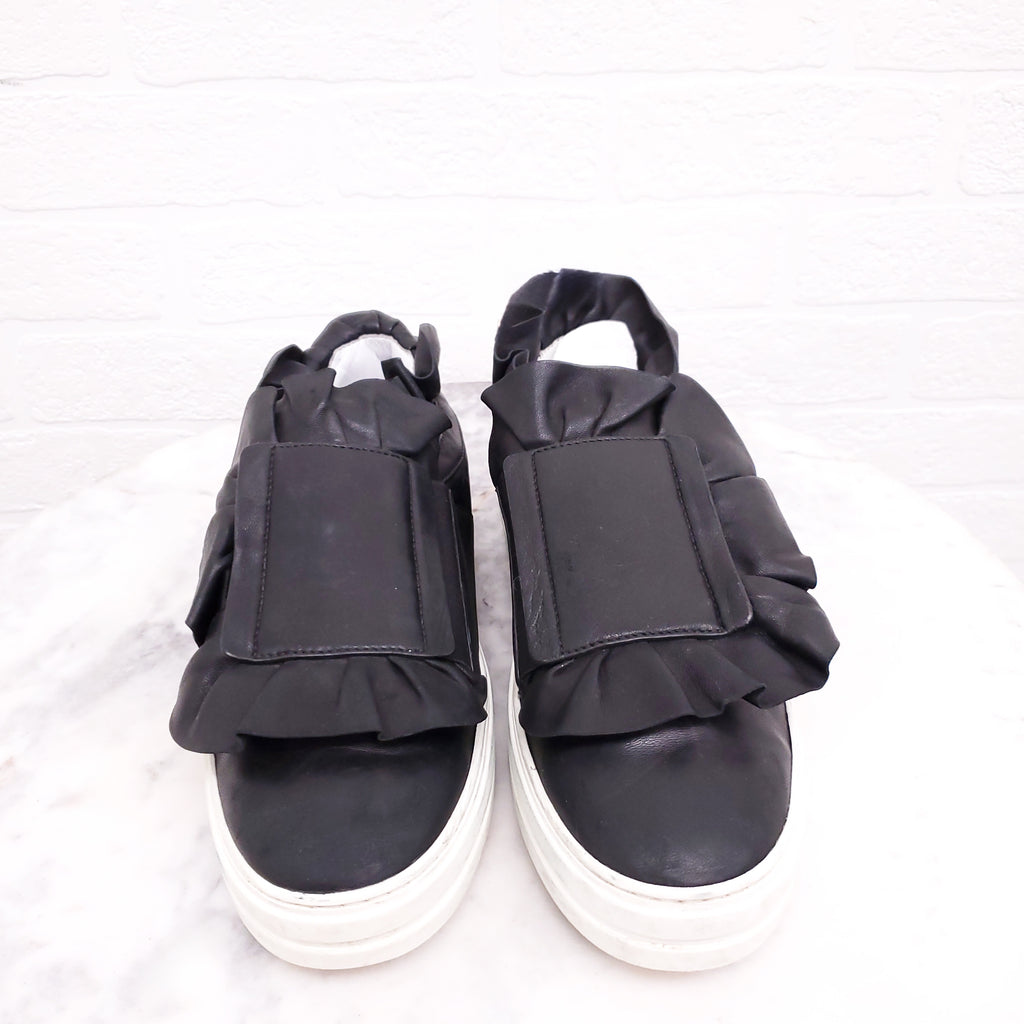 ROGER VIVIER BLACK LEATHER RUFFLE SNEAKERS WITH ZIPPER DETAIL - SIZE 38.5