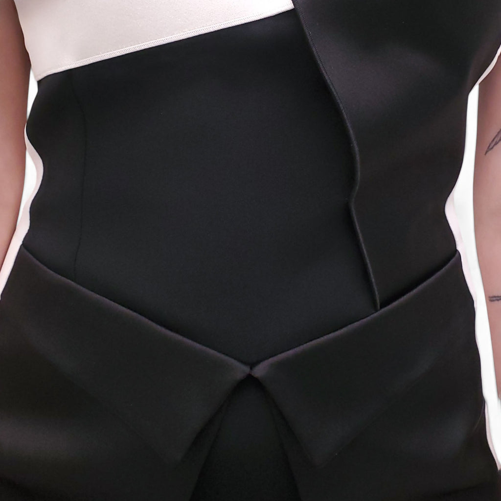 ROLAND MOURET BLACK AND WHITE GOWN - SIZE 6