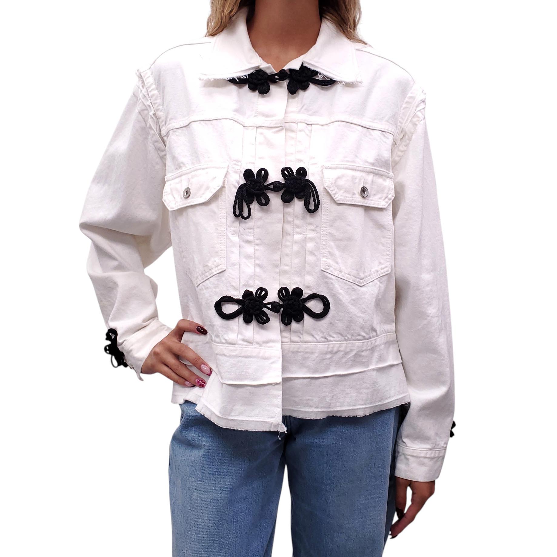 SACAI WHITE DENIM JACKET WITH BLACK RIBBON CLASP DETAIL - SIZE 2/M