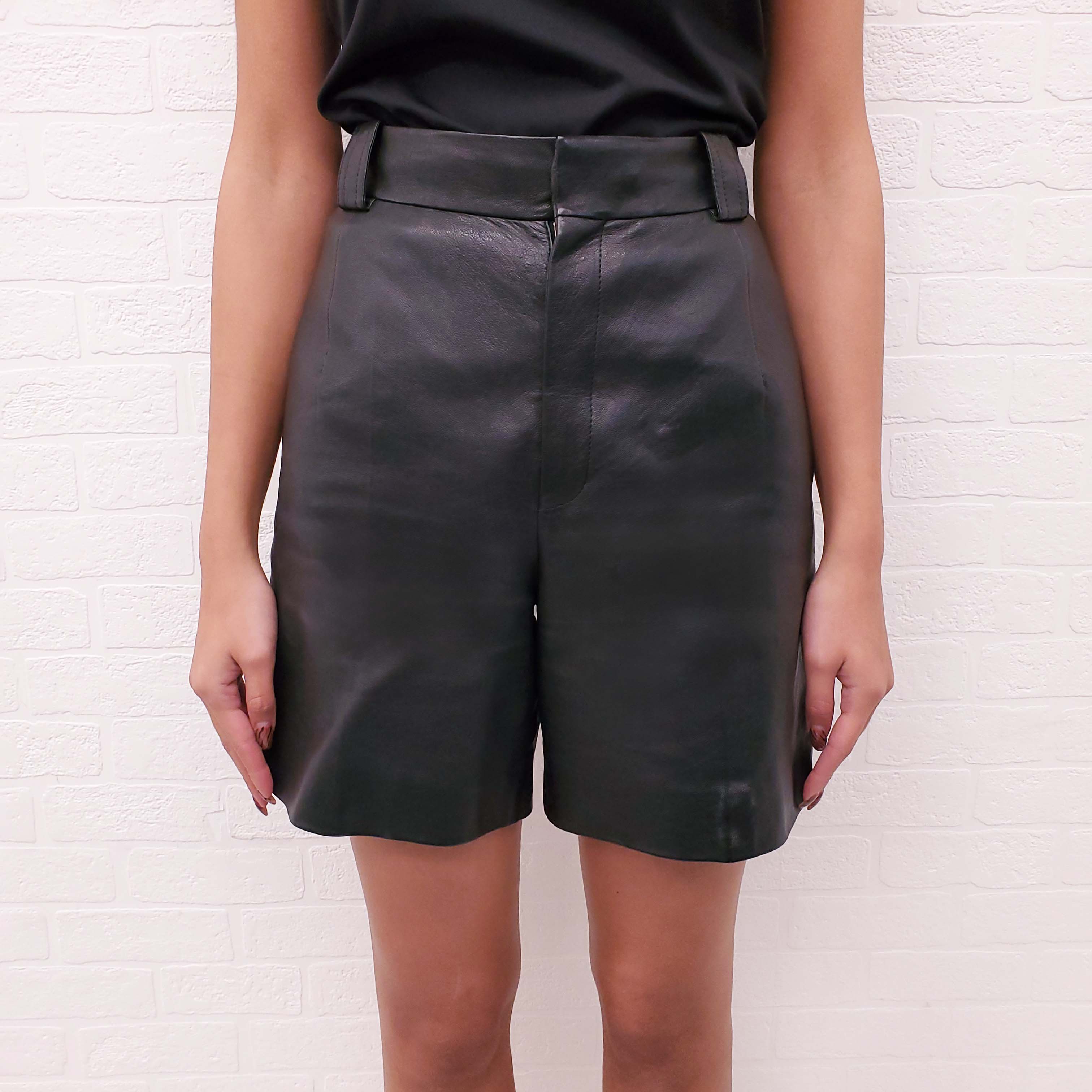 SAINT LAURENT BLACK LEATHER SHORTS - SIZE 36