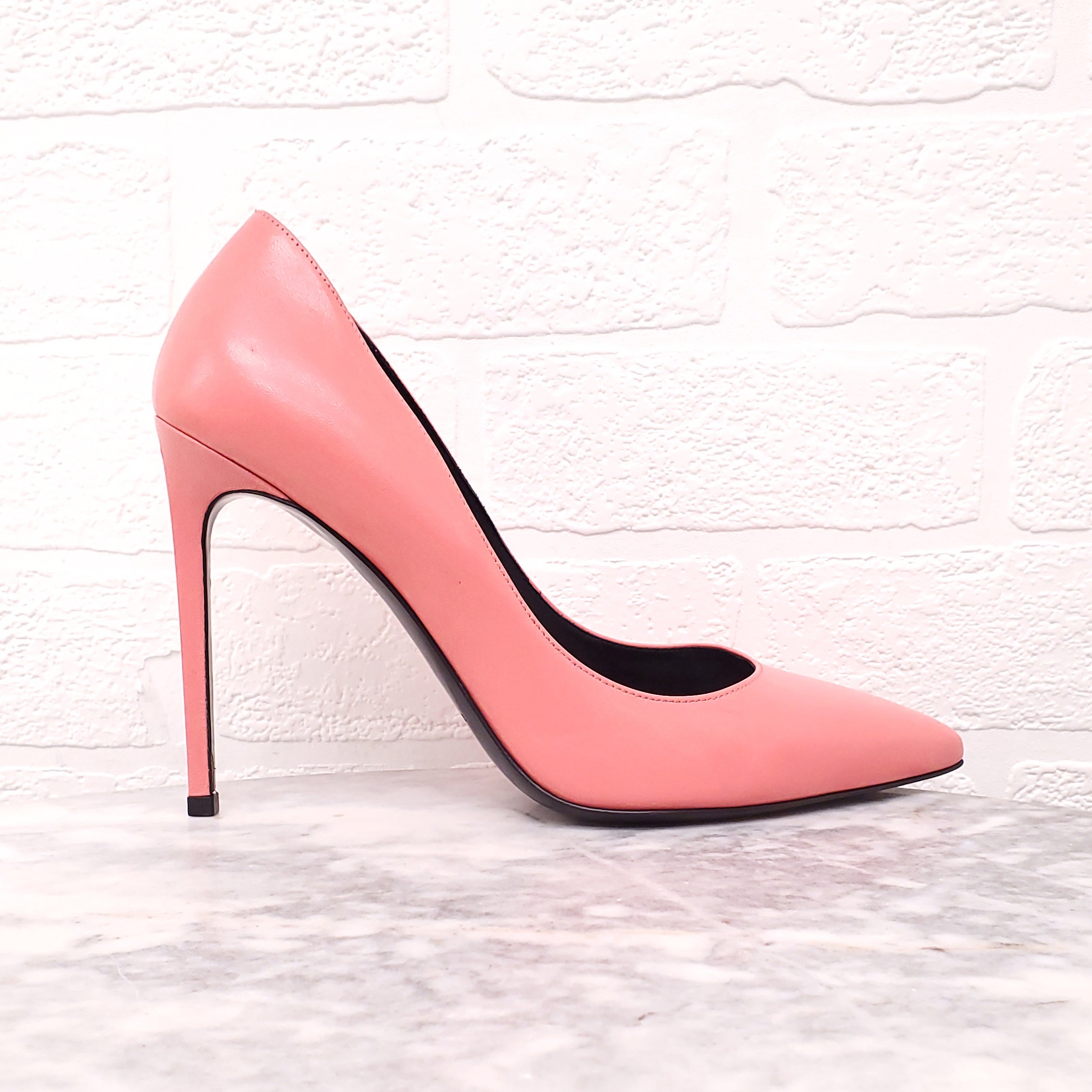 SAINT LAURENT CORAL LEATHER HEELS - SIZE 37