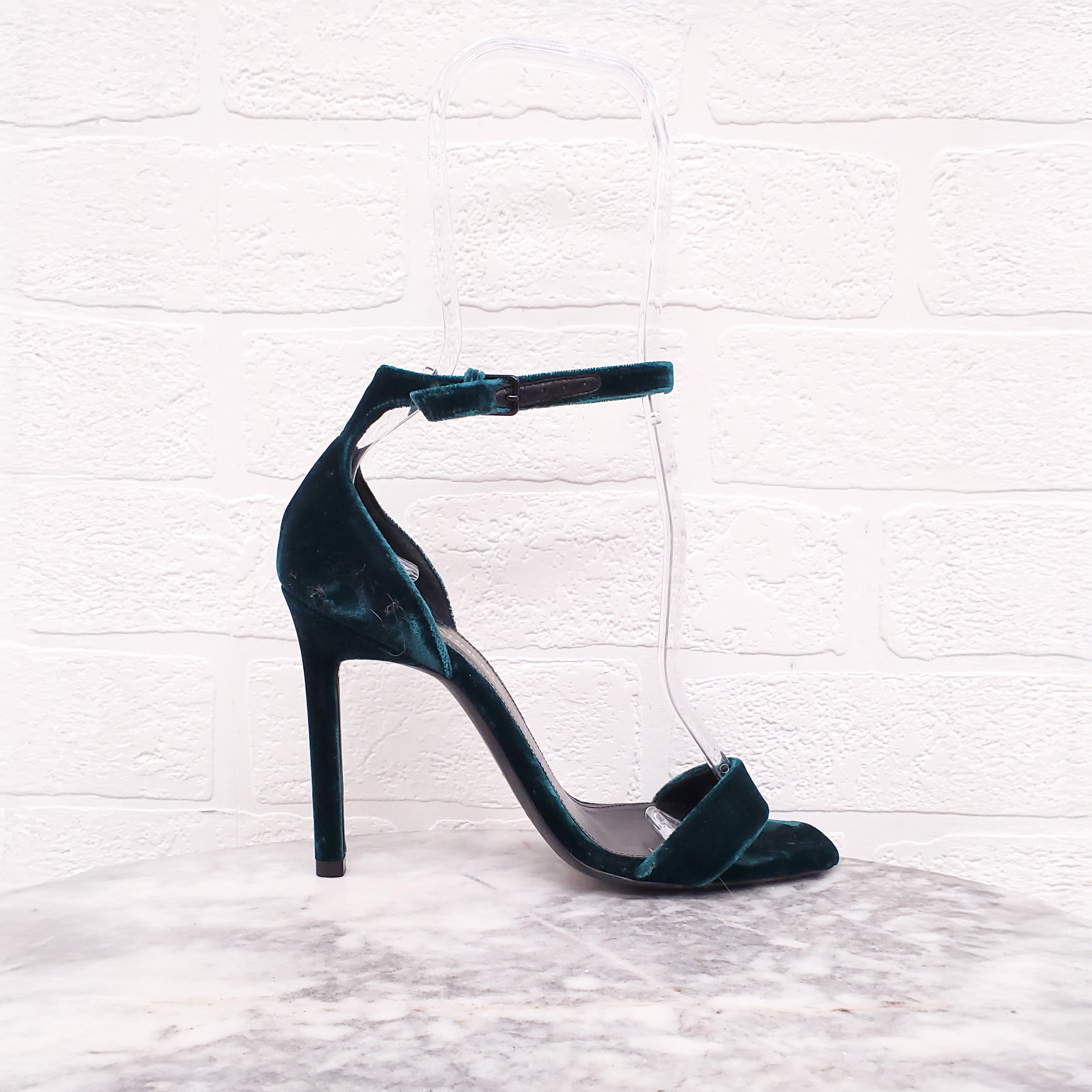 SAINT LAURENT GREEN VELVET HEELS - SIZE 35.5