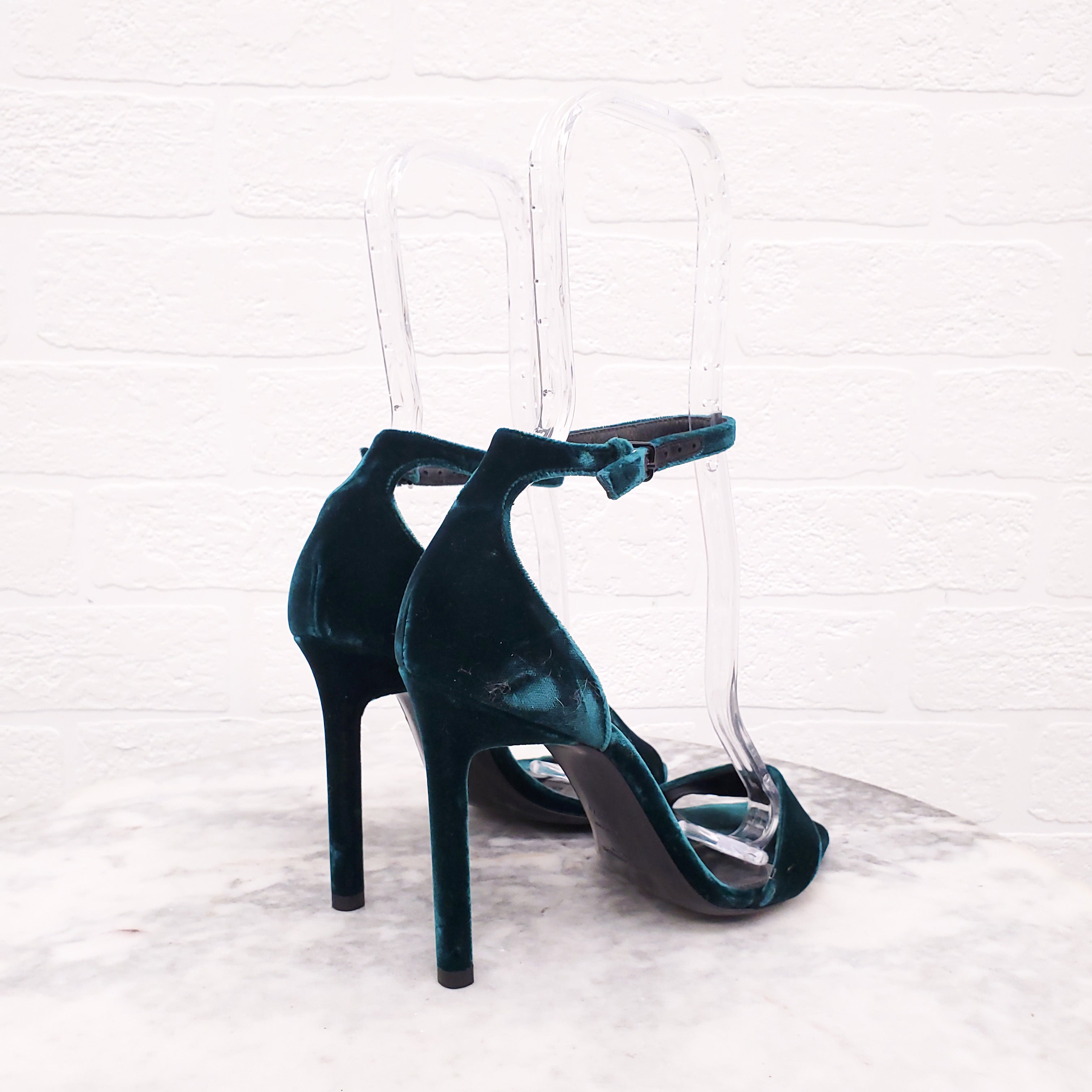 SAINT LAURENT GREEN VELVET HEELS - SIZE 35.5